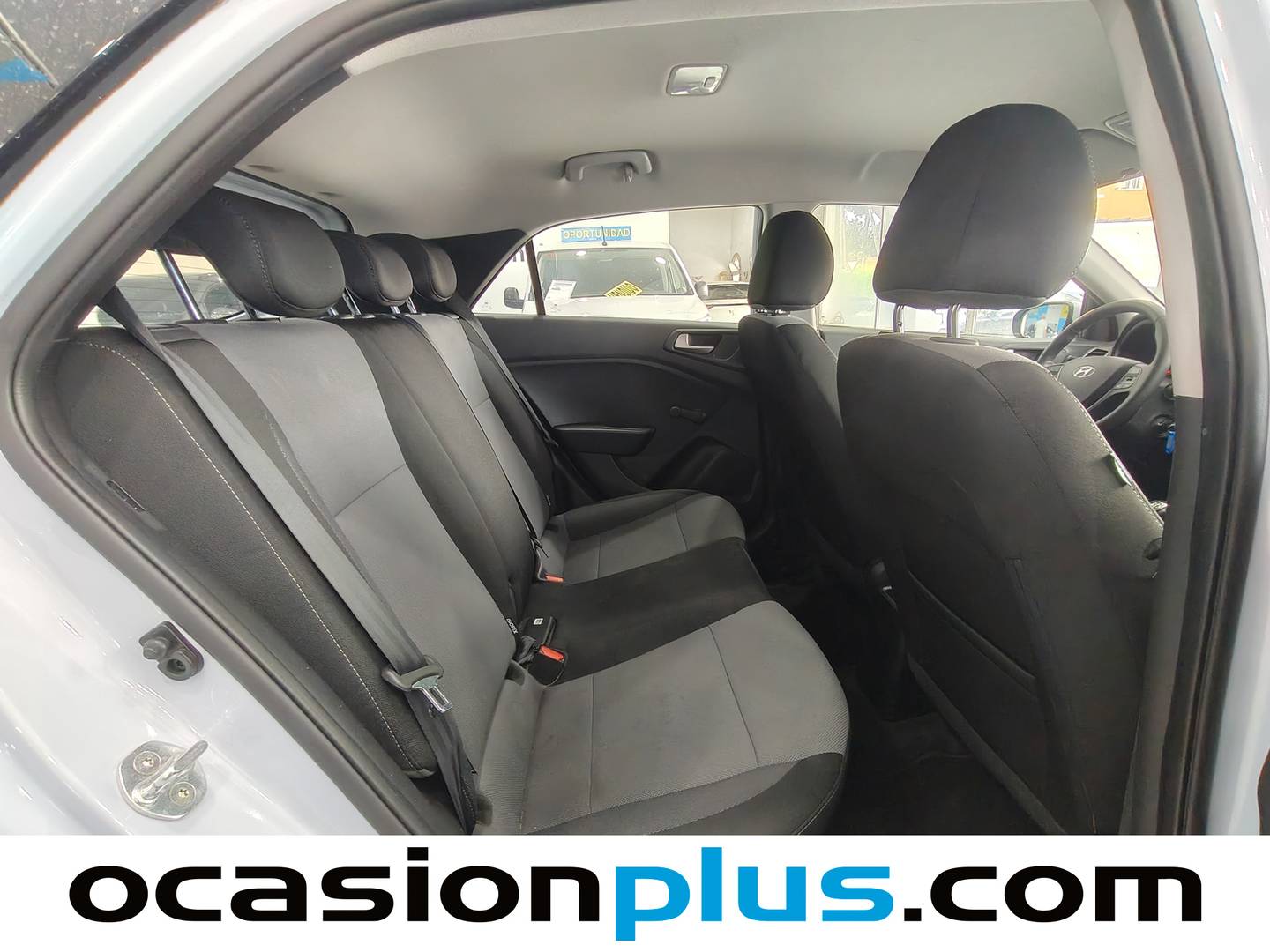 Hyundai i20 Hyundai i20 1.2 MPI Essence (75 CV) al mejor precio
