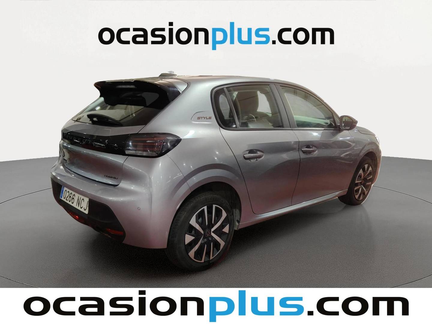 Foto trasera Peugeot 208 Peugeot 208 Style Hybrid 110 eDCS6 (110 CV) izquierda