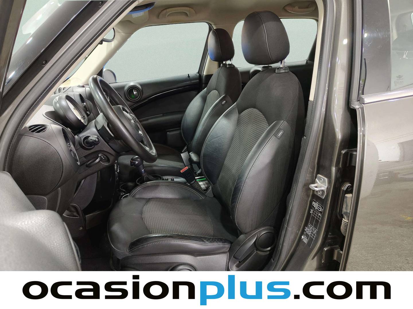 Foto asientos delanteros Mini Countryman Mini MINI Countryman Cooper D (111 CV)