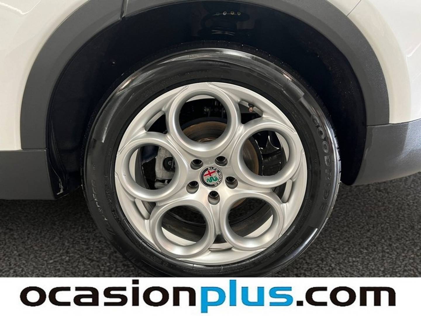 Foto Alfa Romeo Tonale Alfa Romeo Tonale 1.6 DS Super FWD Auto (130 CV)