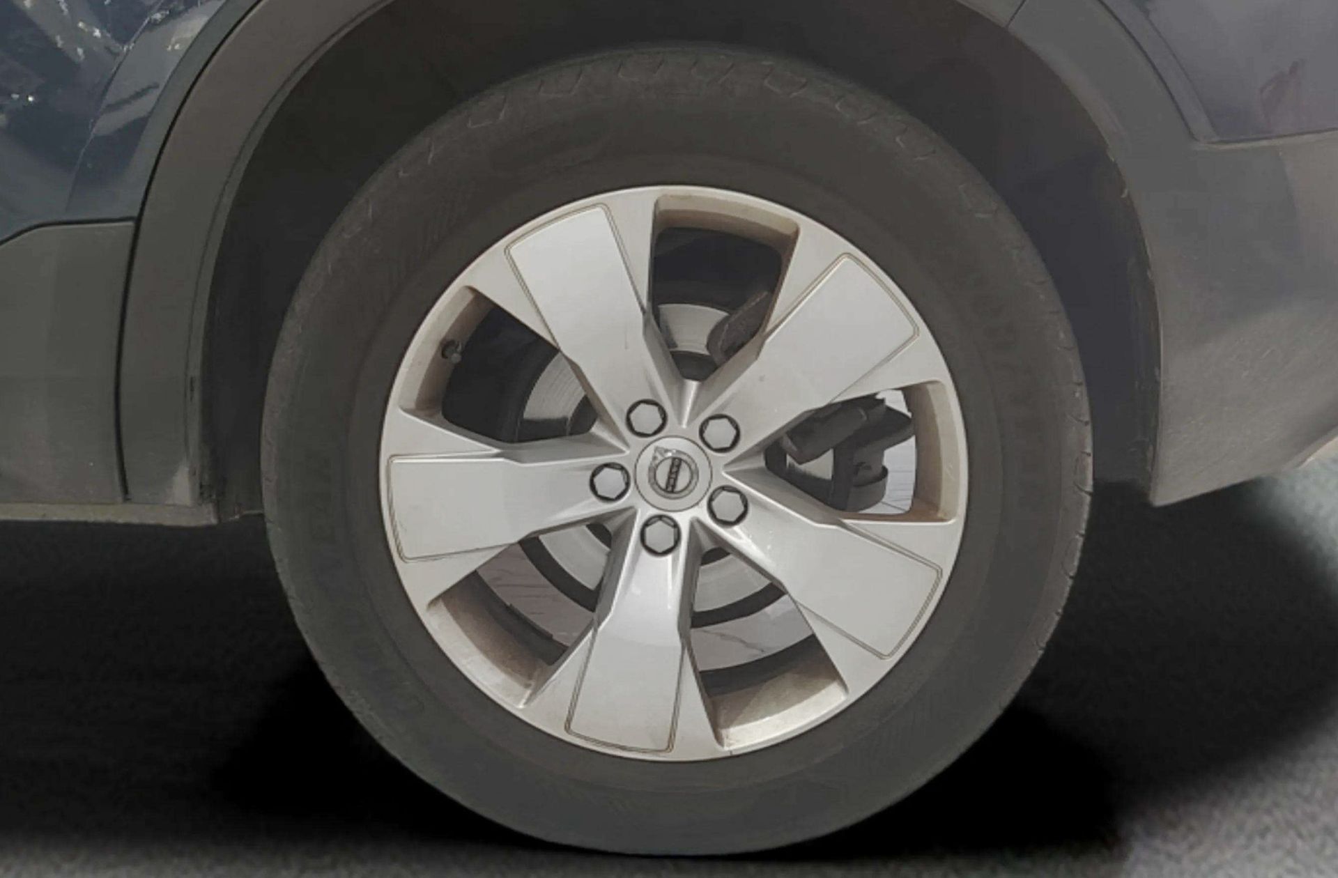 Volvo XC40 T2 Momentum Pro - foto 38