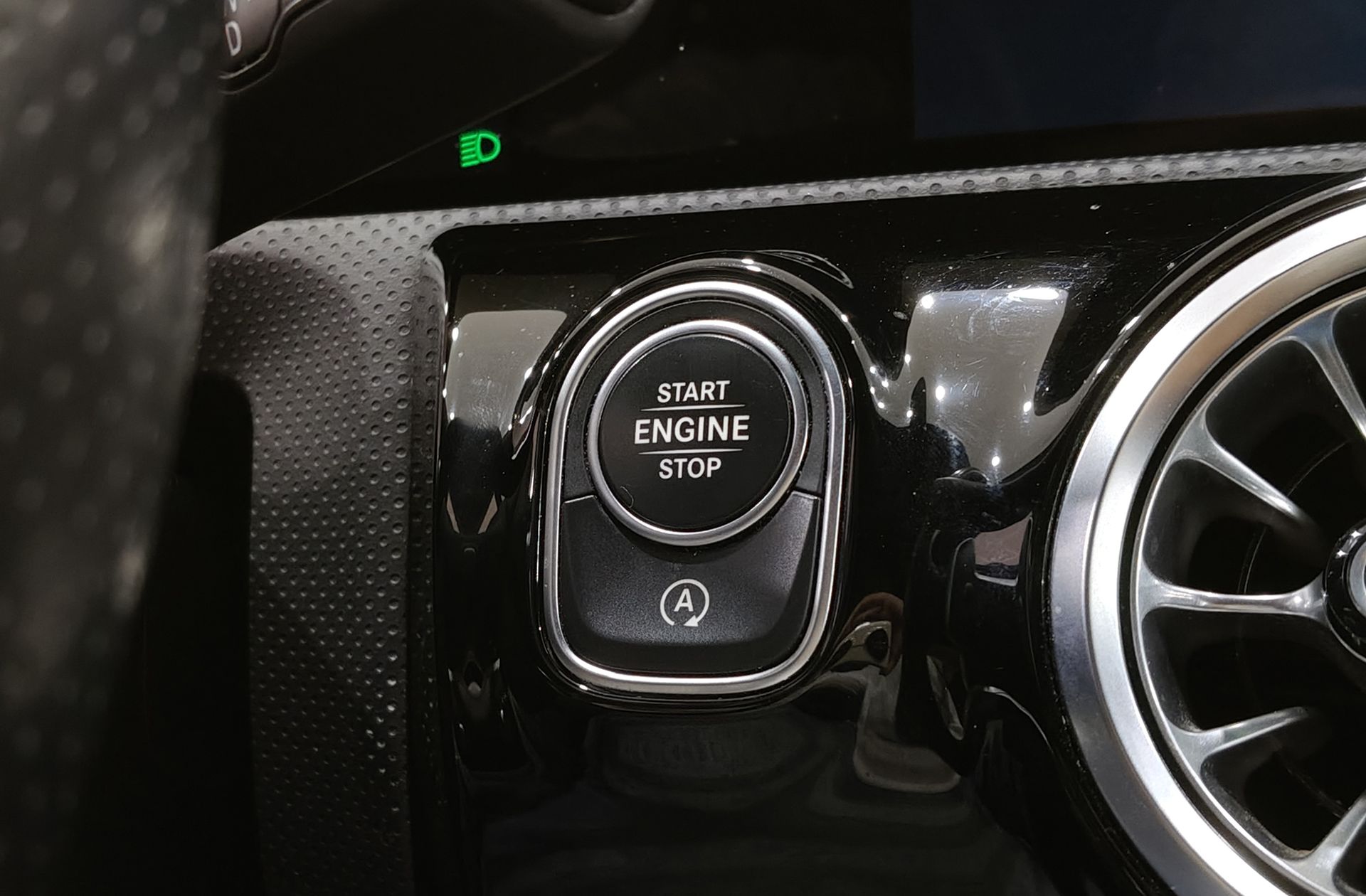 Mercedes-Benz Clase A 180 d Pack AMG - foto 31