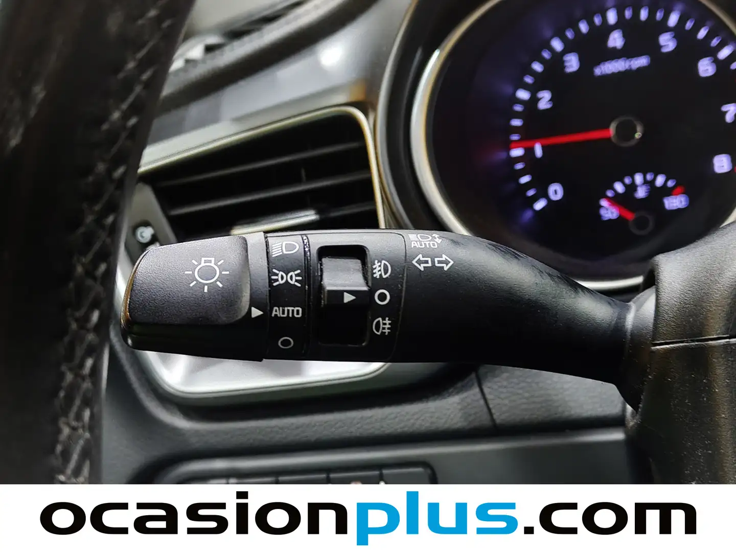 Foto KIA XCeed Kia XCeed 1.0 T-GDi Drive (120 CV)