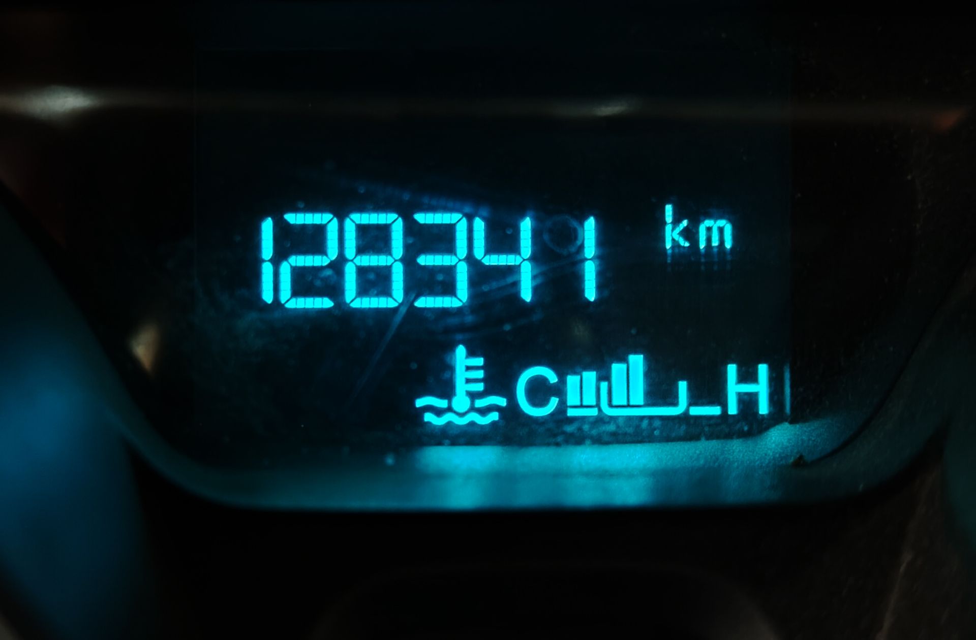 Ford Tourneo Courier 1.0 EcoBoost Titanium - foto 9