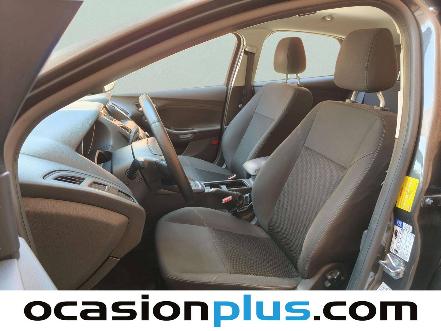Foto asientos delanteros Ford Focus Ford Focus 1.0 Ecoboost S&S Titanium Auto (125 CV)