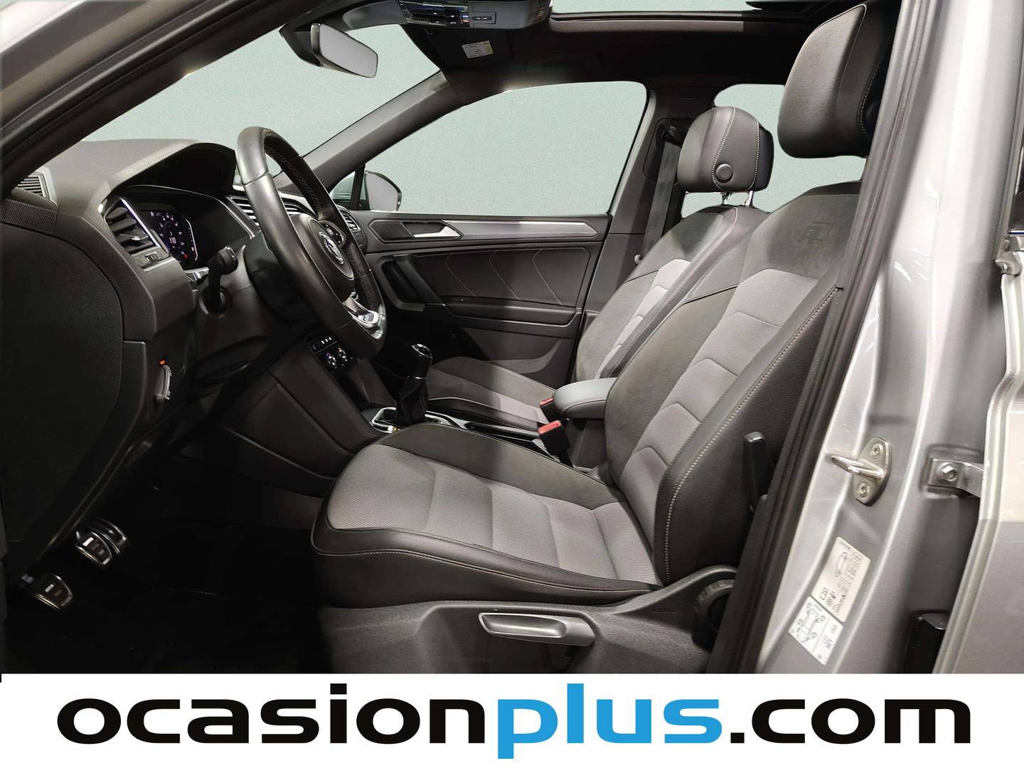 Foto asientos delanteros Volkswagen Tiguan Allspace Volkswagen Tiguan Allspace Sport 2.0 TDI (150 CV) Pack R-line