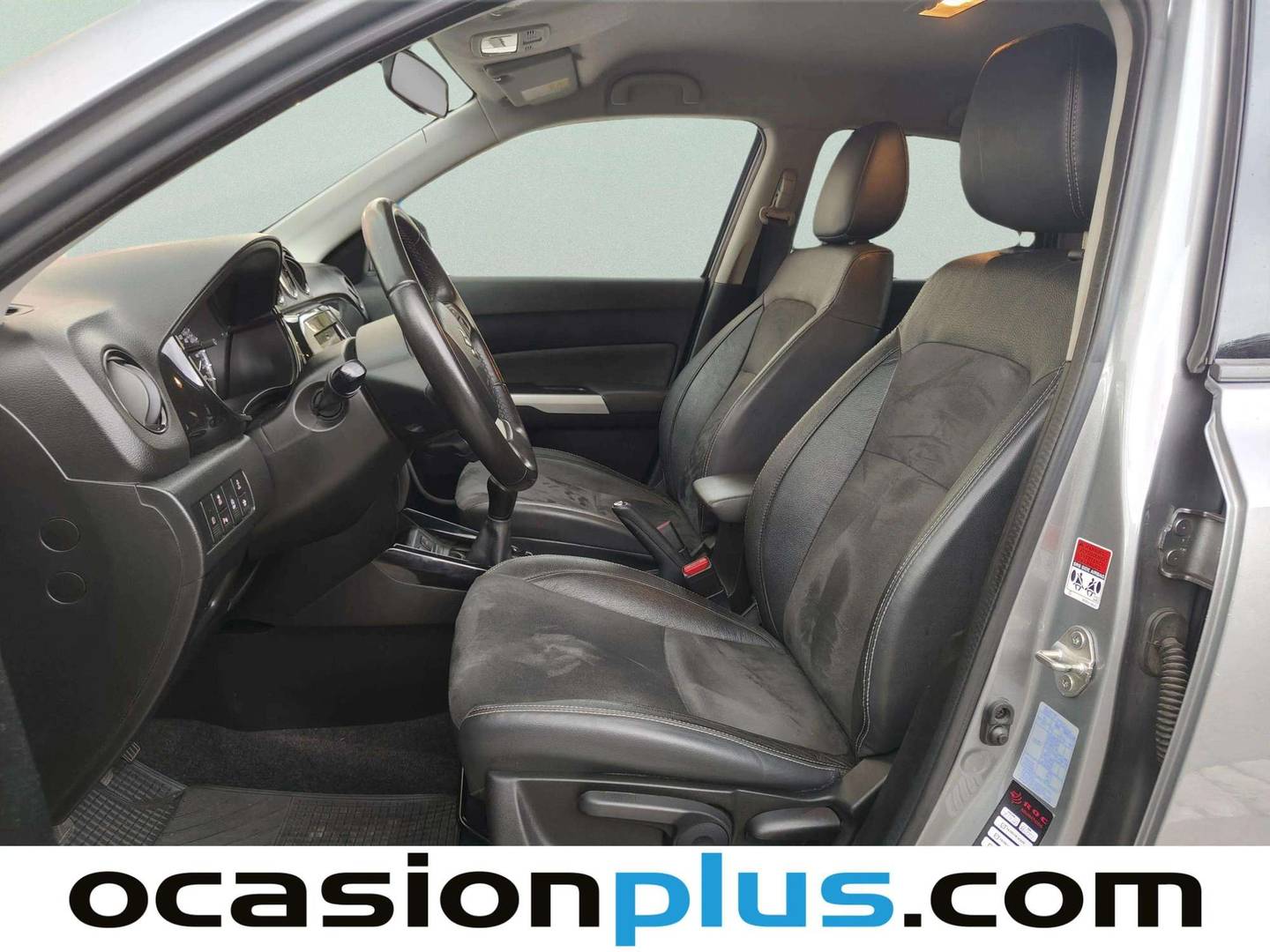 Foto asientos delanteros Suzuki Vitara Suzuki Vitara 1.6 VVT GLX 88 kW (120 CV)