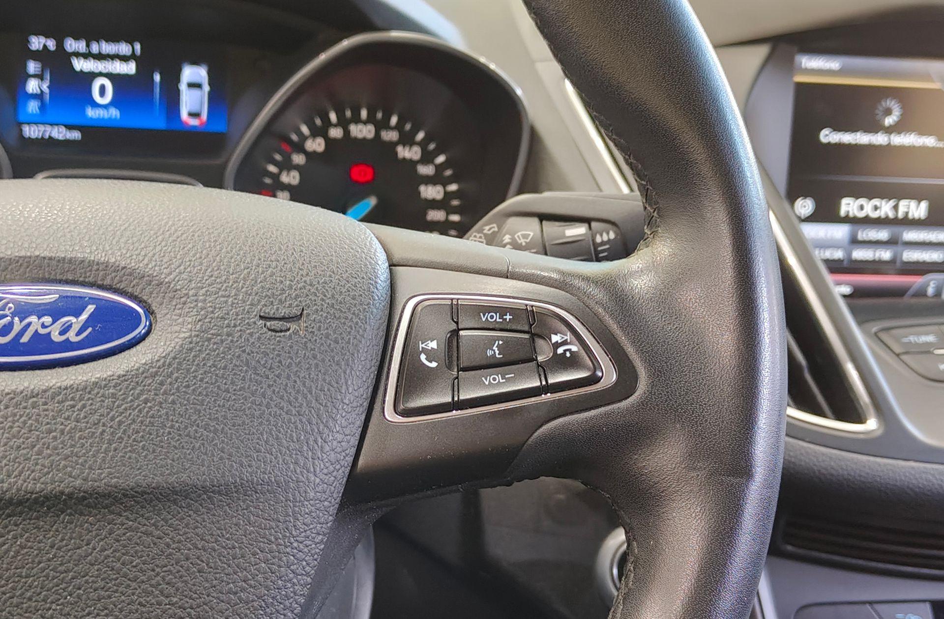 Ford C-Max 1.5 EcoBoost Titanium - foto 27