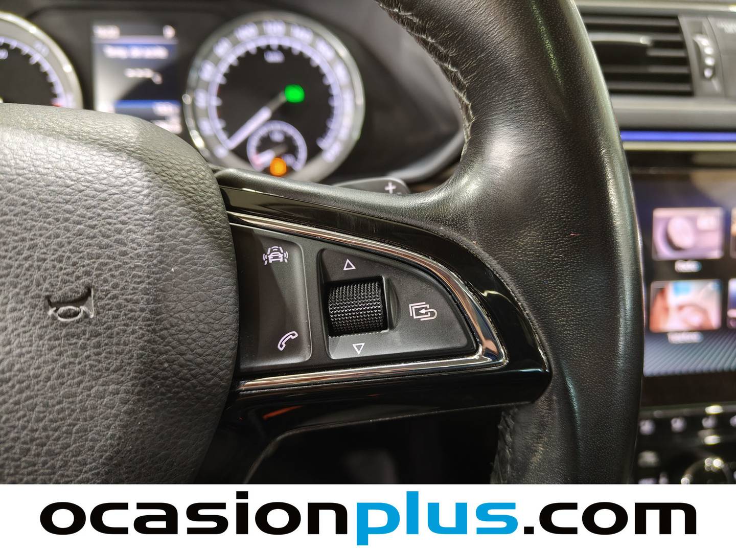 Foto Skoda Superb Skoda Superb 2.0 TDI Laurin&Klement DSG (190 CV)