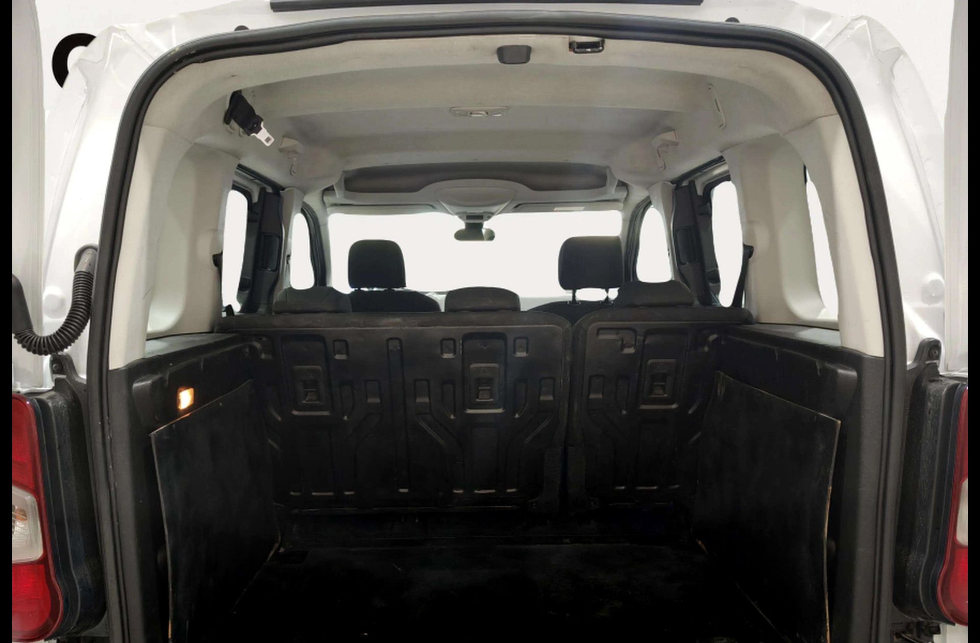 Opel Combo 1.5 TD Business Edition Plus L1 - foto 12