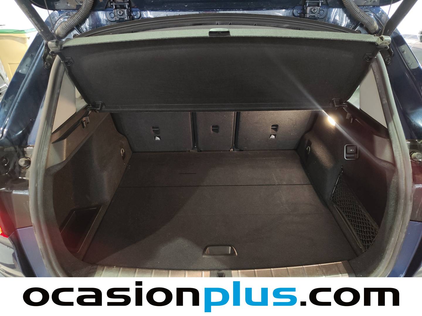 Fotos maletero BMW X1 BMW X1 sDrive16d (116 CV)