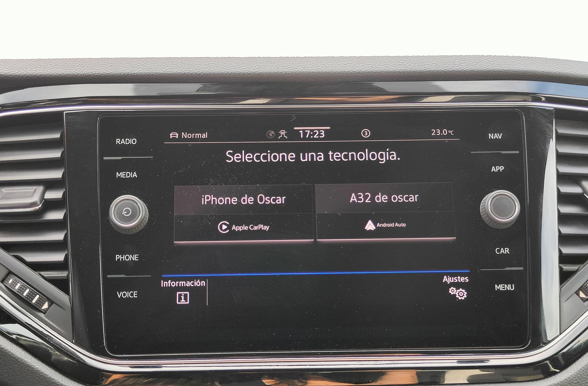 Volkswagen T-Roc Sport 1.5 TSI DSG - foto 8