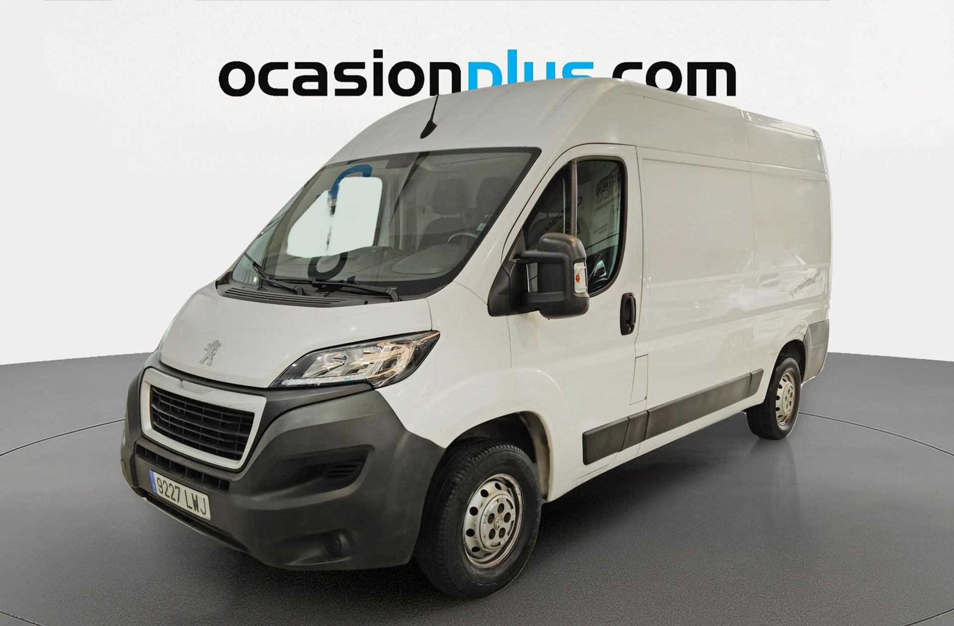Peugeot Boxer Furgon BlueHDi 140 Pack 335 L2H2