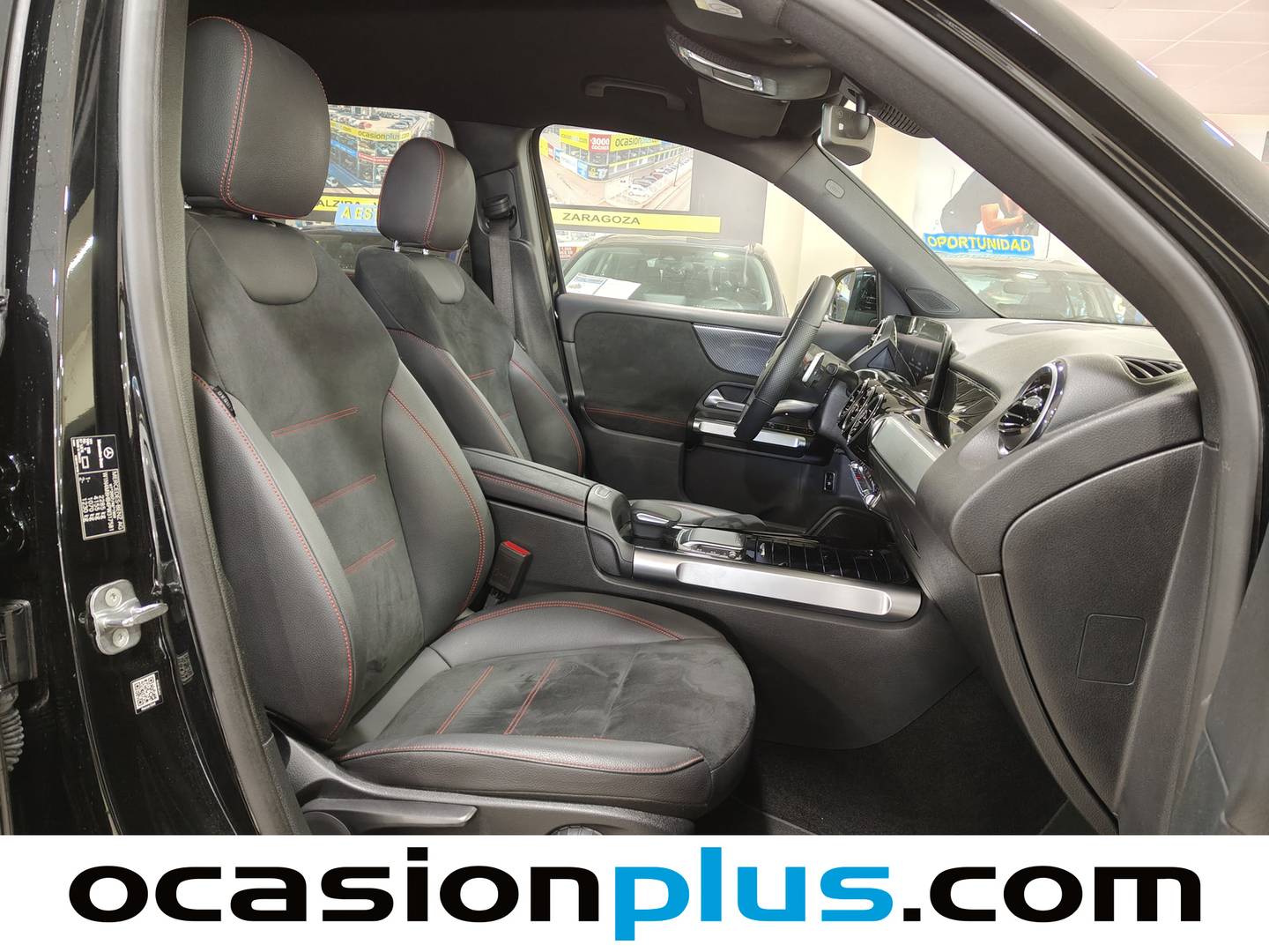 Mercedes GLB Mercedes-Benz GLB 200 (163 CV) PACK AMG 7 PLAZAS seminuevo