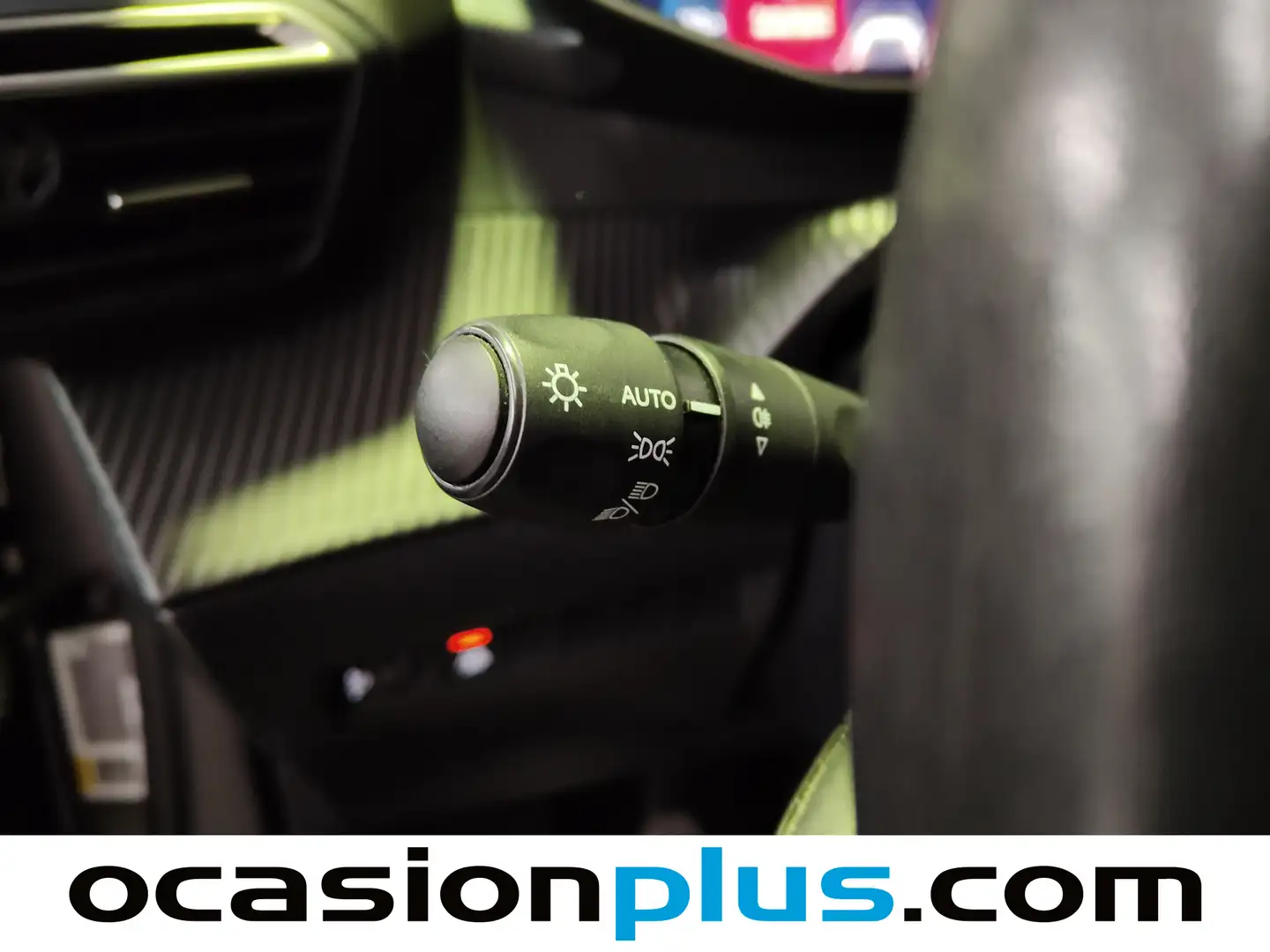 Foto Peugeot 2008 Peugeot 2008 PureTech 130 S&S Allure Pack (130 CV)