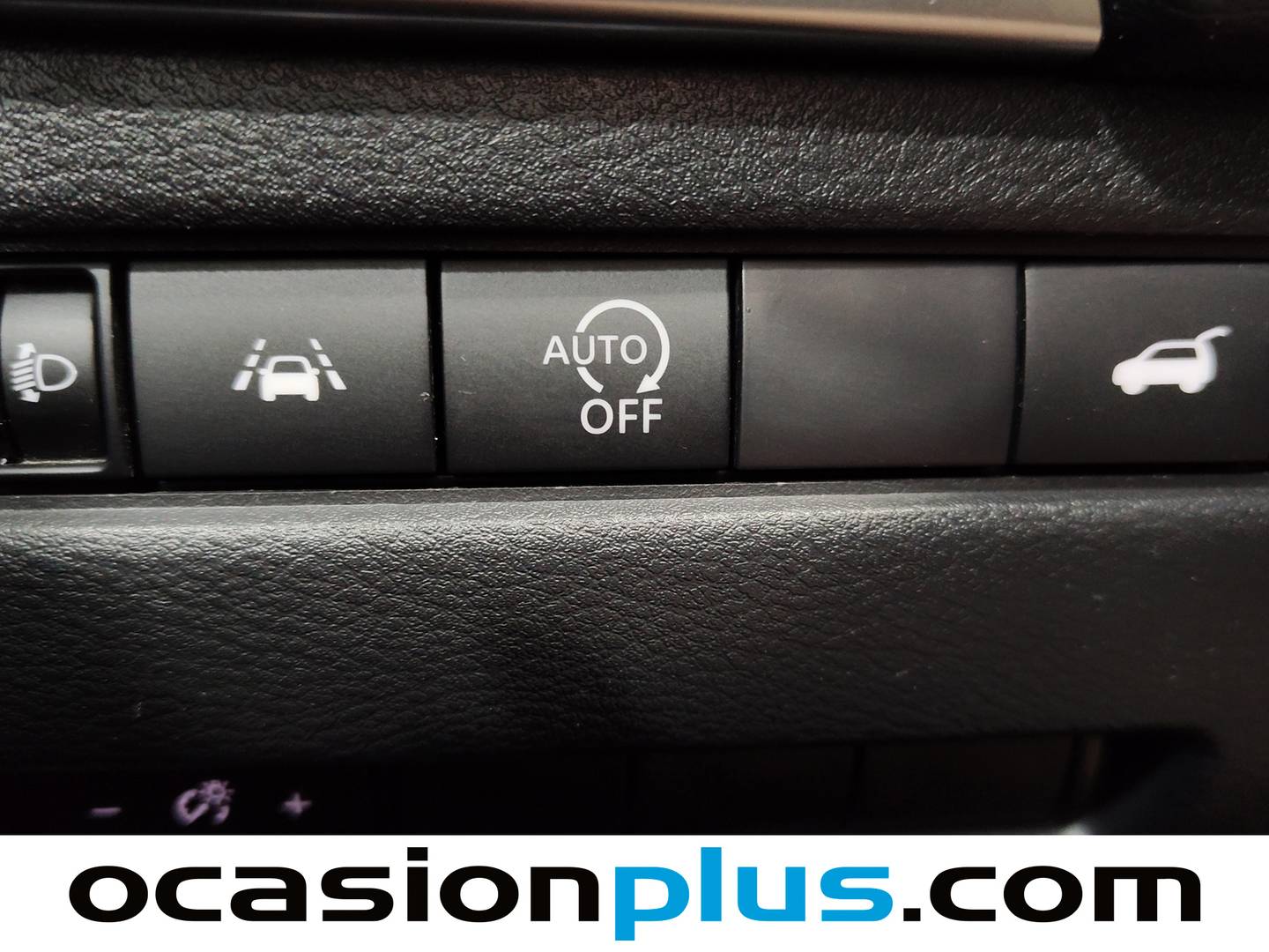Nissan QASHQAI Nissan Qashqai DIG-T 140 mHEV N-Connecta 4x2 (140 CV) seminuevo