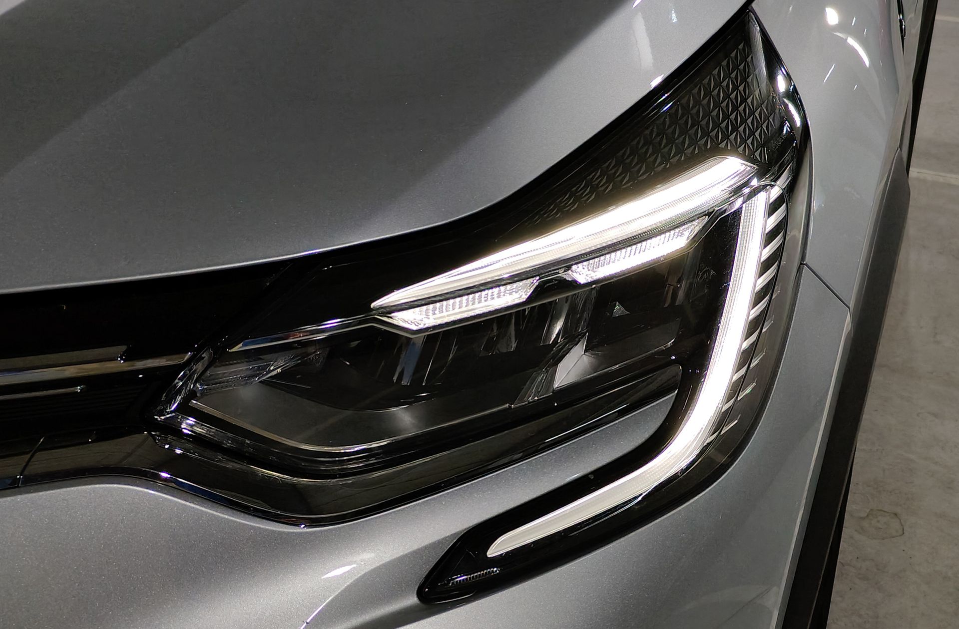 Renault Captur Techno TCe - foto 16