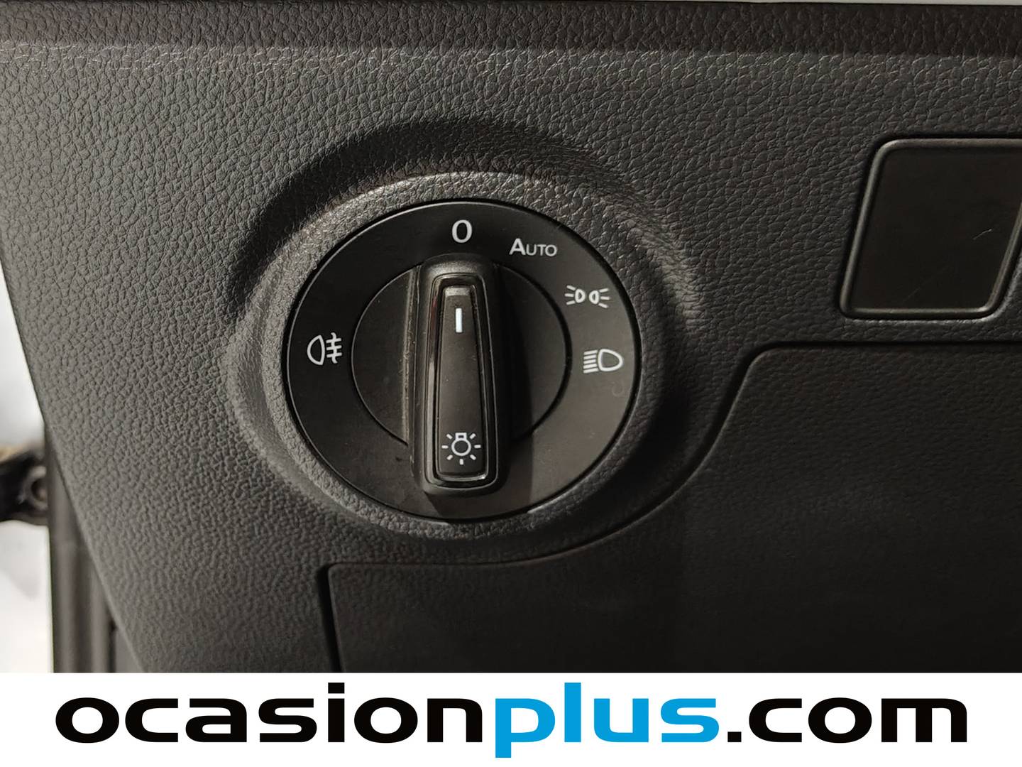 Extras y acabados del Seat Arona Seat Arona 1.0 TSI Style XL Edition (110 CV)