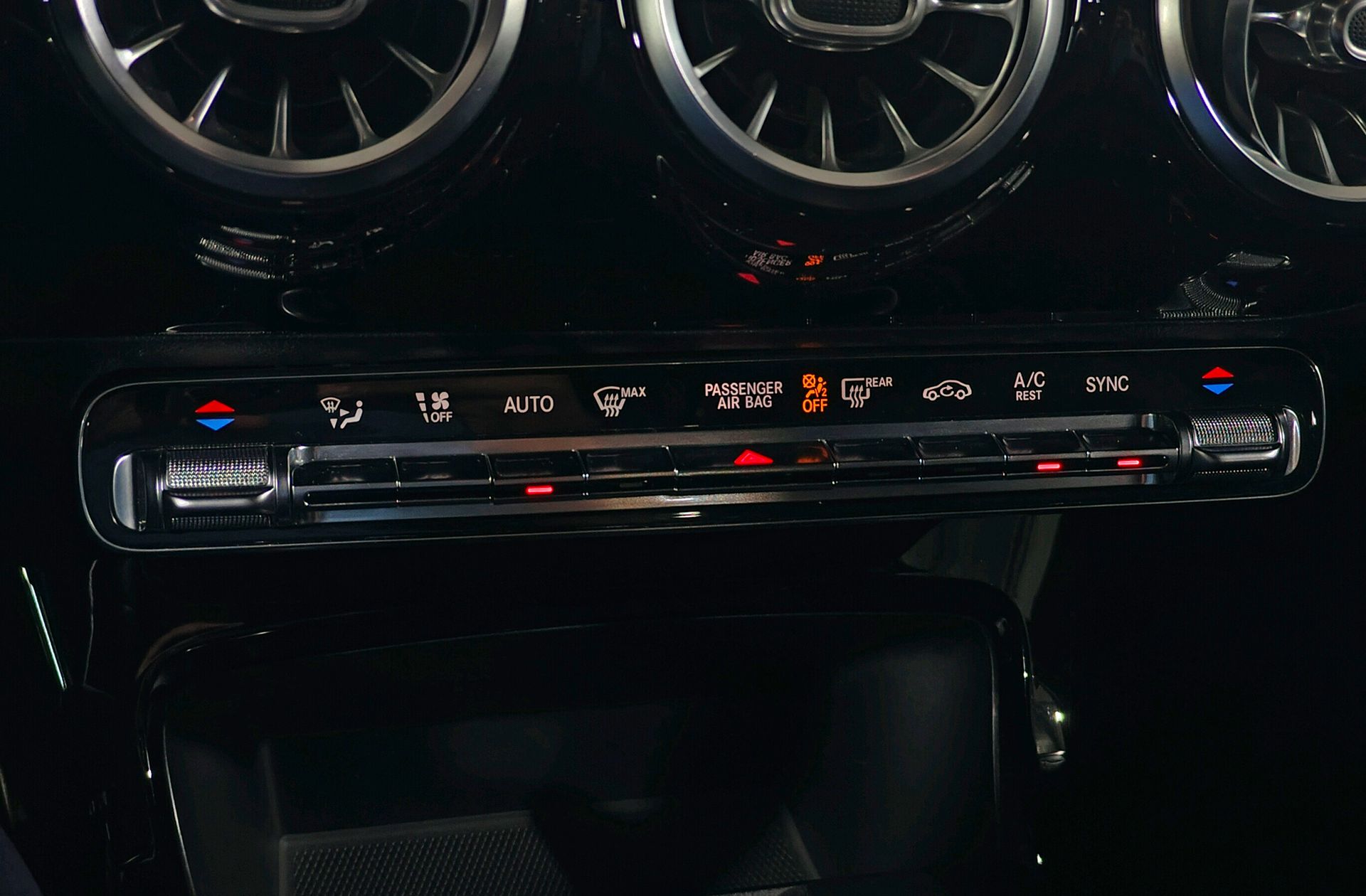 Mercedes-Benz Clase A 180 Pack AMG - foto 38