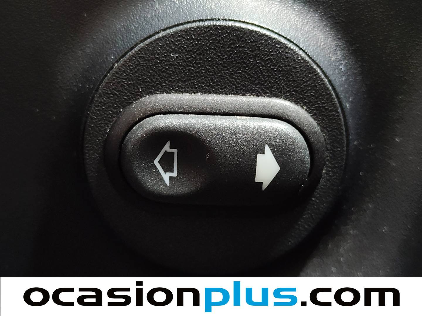 Foto Jaguar XE Jaguar XE 2.0 Diesel Pure RWD Auto  (180 CV)