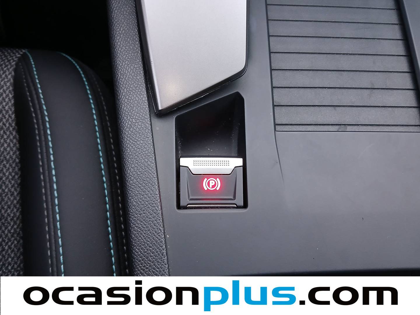 Foto Peugeot 308 Peugeot 308 Allure Hybrid eDCS6 (145 CV)