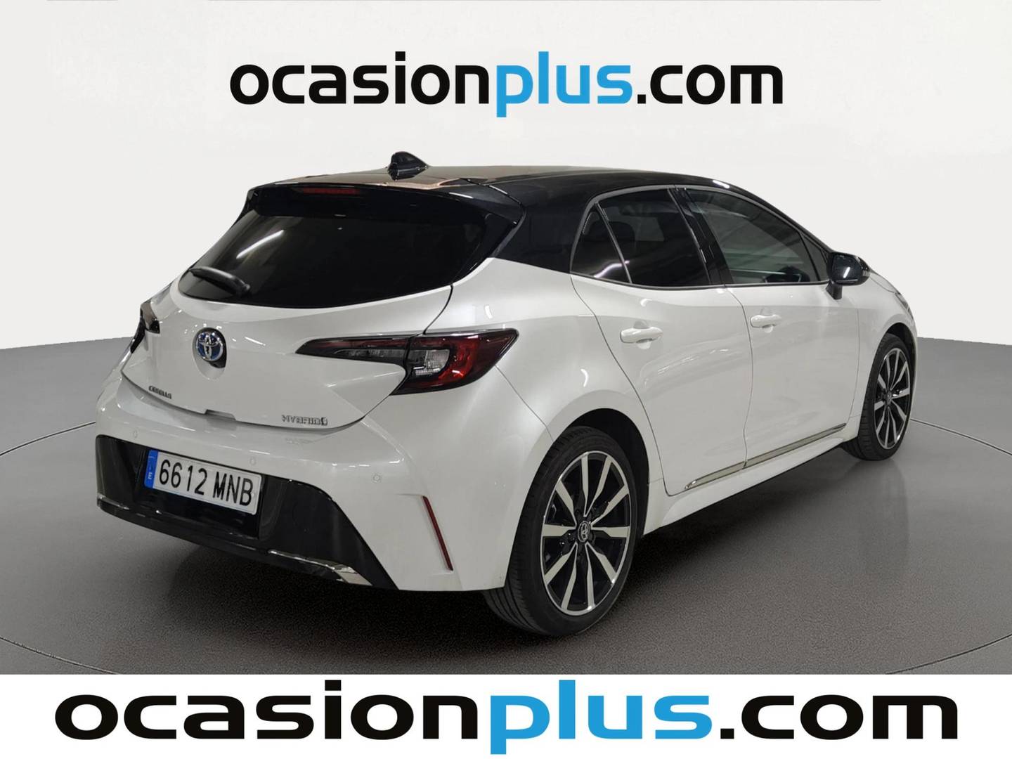 Foto trasera Toyota Corolla Toyota Corolla 140H Style Edition (140 CV) derecha