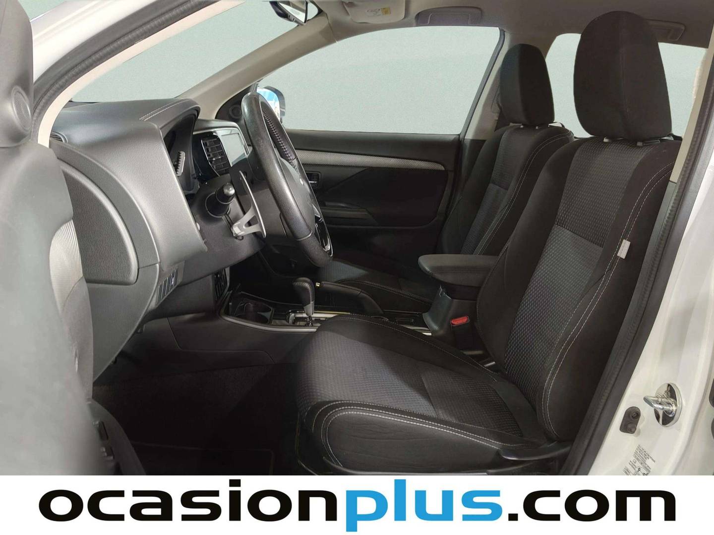 Mitsubishi Outlander Mitsubishi Outlander 200 MPI Motion 2WD CVT (150 CV) 150cv