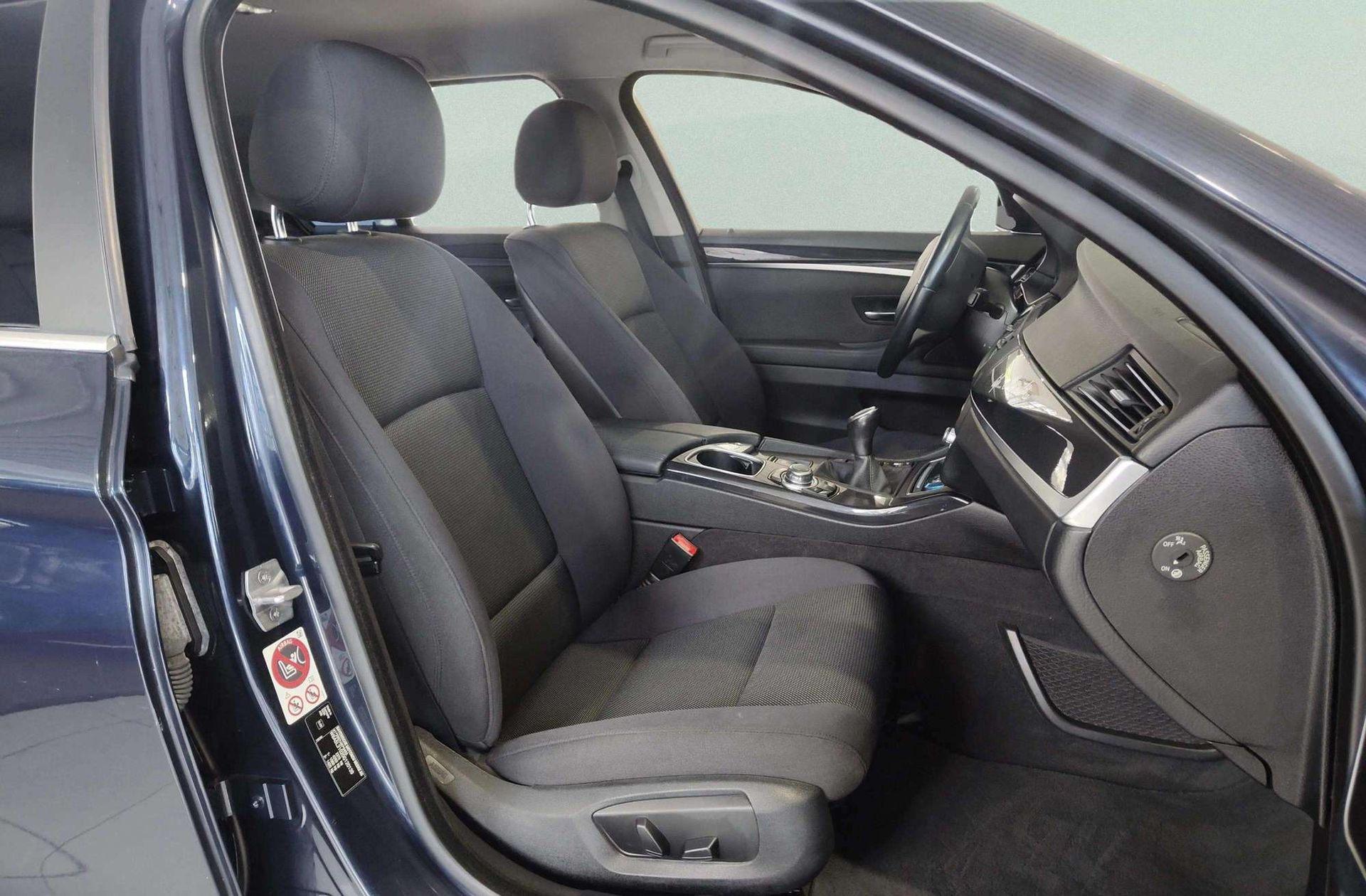 BMW Serie 5 520d Touring - foto 19