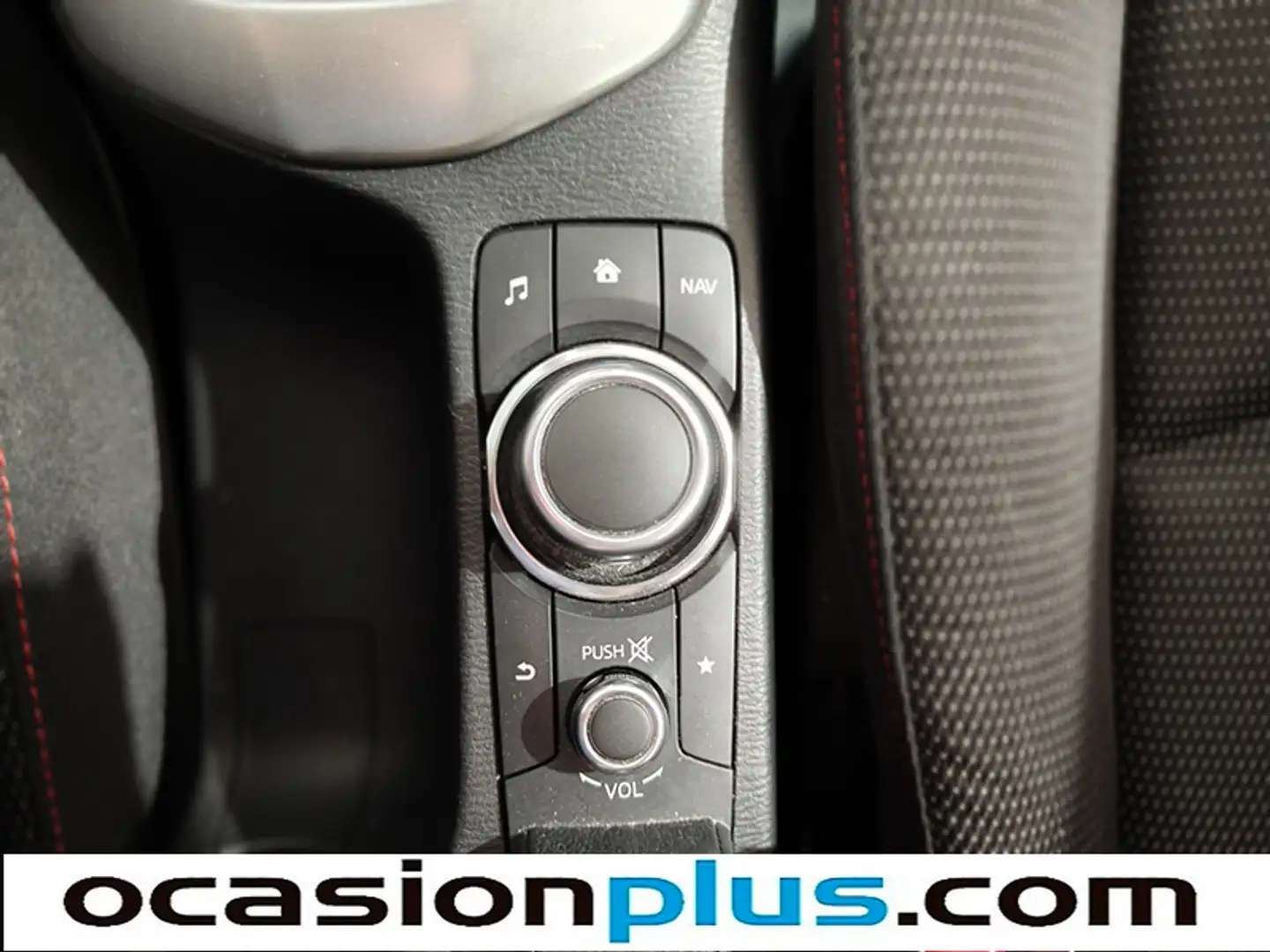 Foto Mazda Mazda2 Mazda Mazda 2 1.5 GE Black Tech Edition (75 CV)