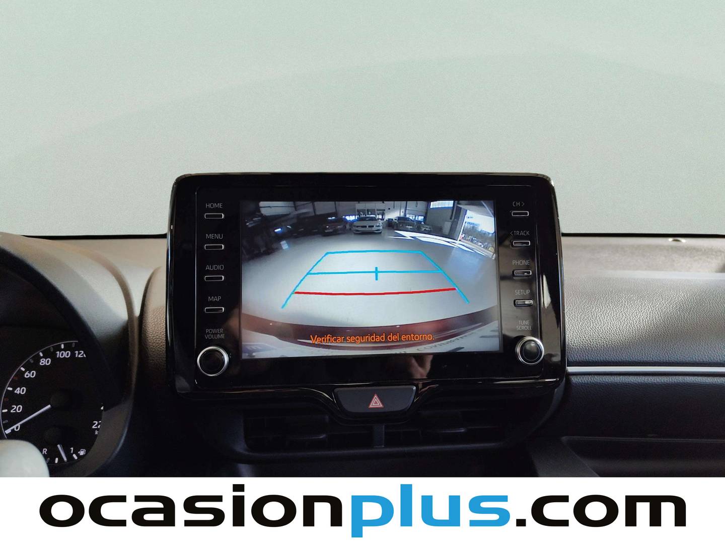 Equipamiento del Toyota Yaris Toyota Yaris 120H Business Plus (116 CV)