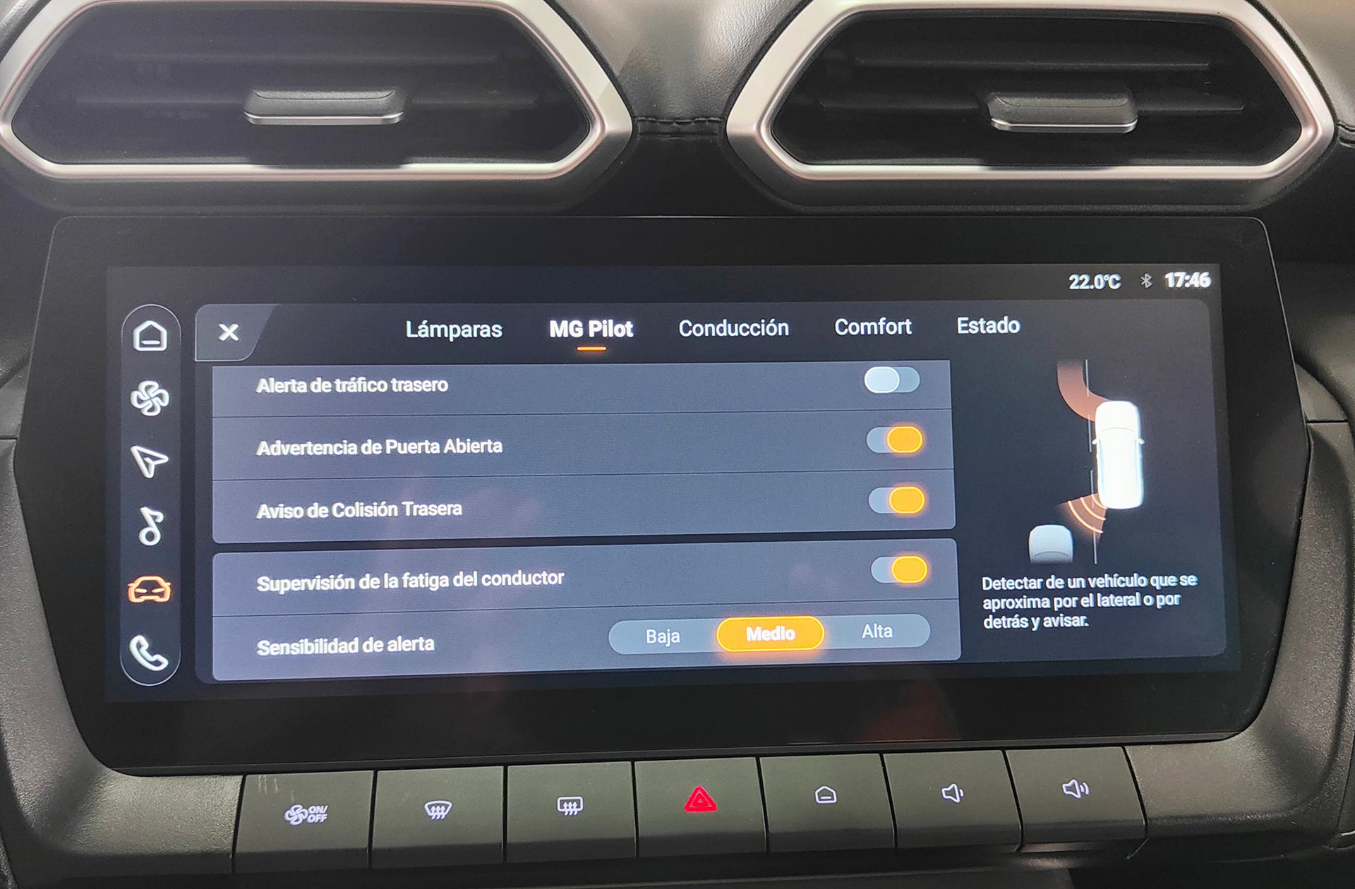 MG ZS 1.5 Hybrid+ Luxury - foto 14