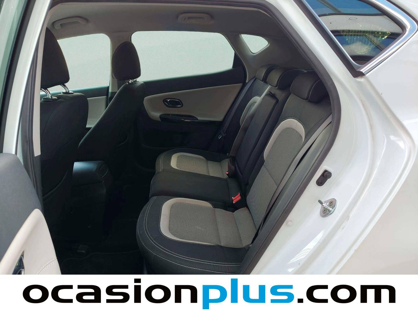 Foto asientos traseros KIA Ceed KIA Ceed 1.0 T-GDi Eco-Dynamics Tech (100 CV)