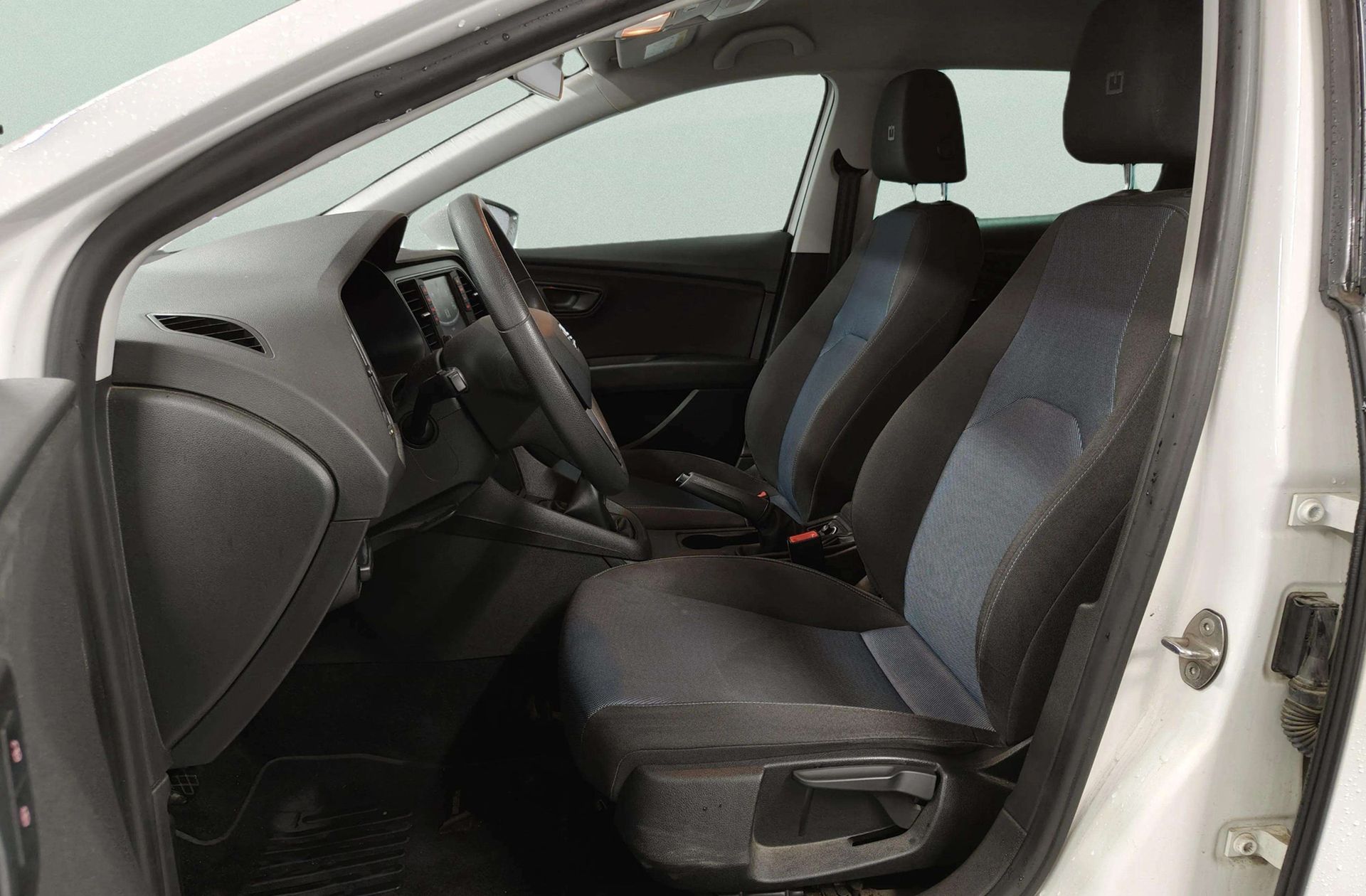 SEAT León ST ST 1.2 TSI Reference Connect - foto 9