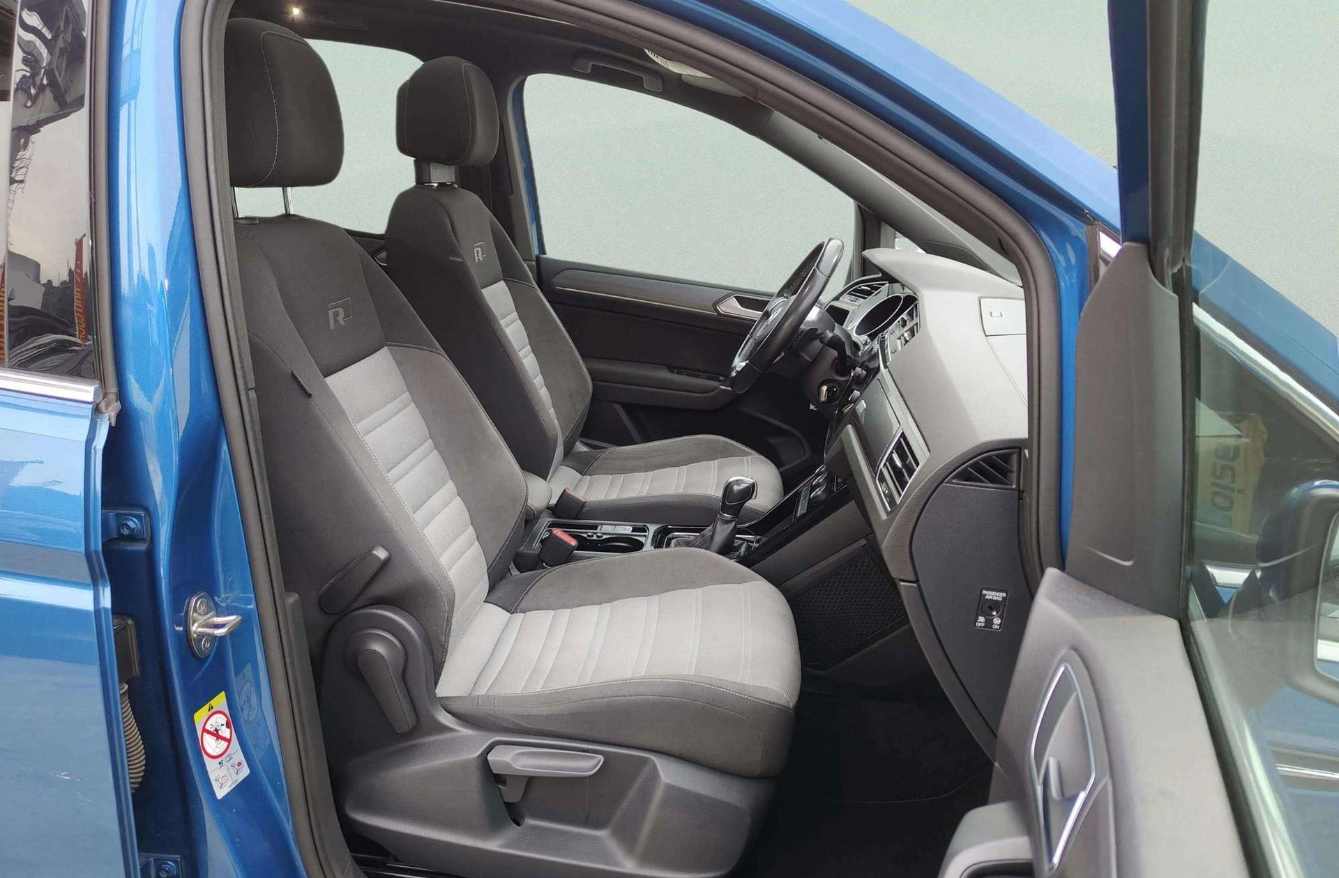 Volkswagen Touran Sport 1.8 TSI DSG 7 plazas Pack R-Line - foto 26
