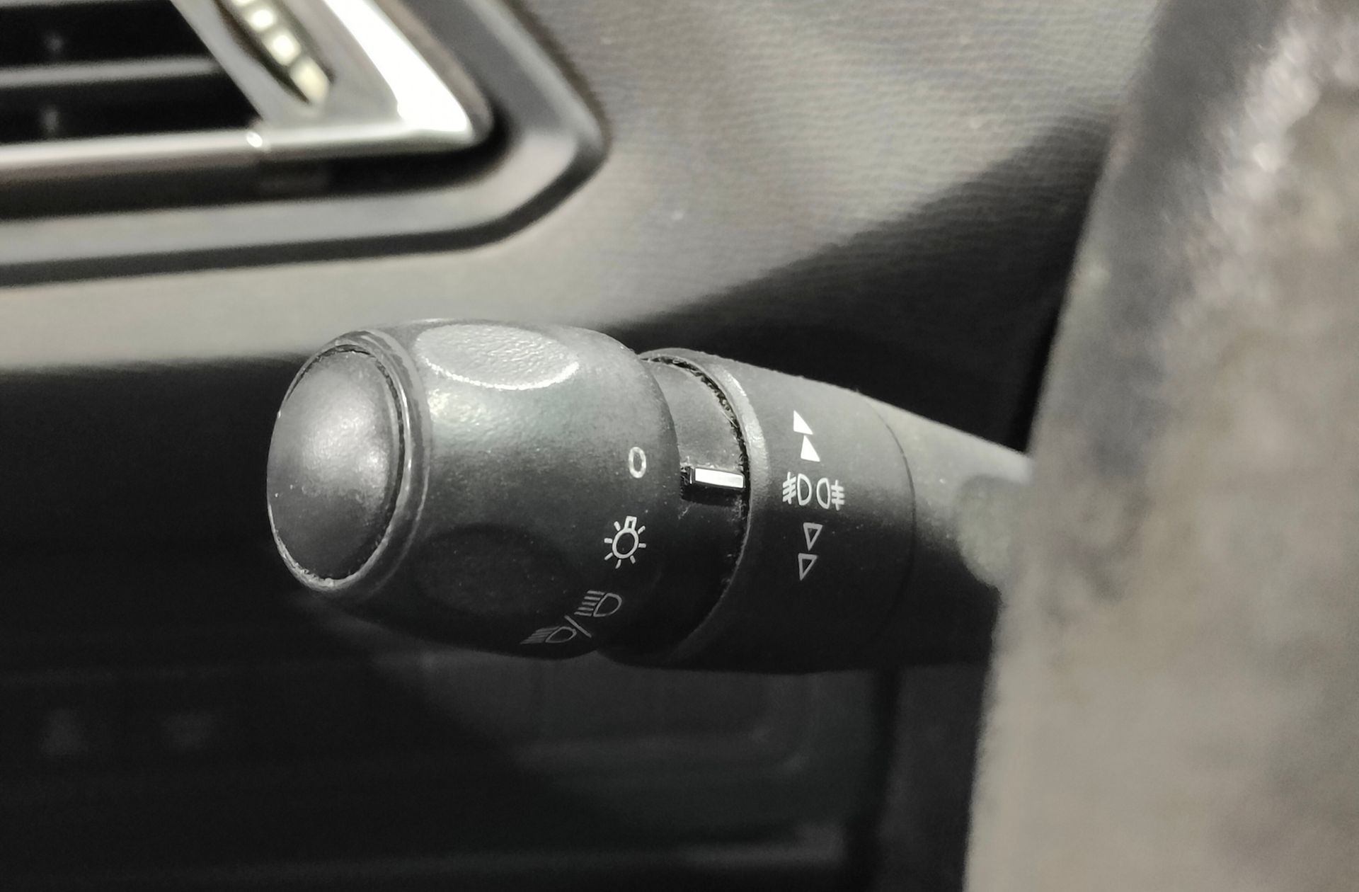 Peugeot 308 1.6 BlueHDi Access - foto 18