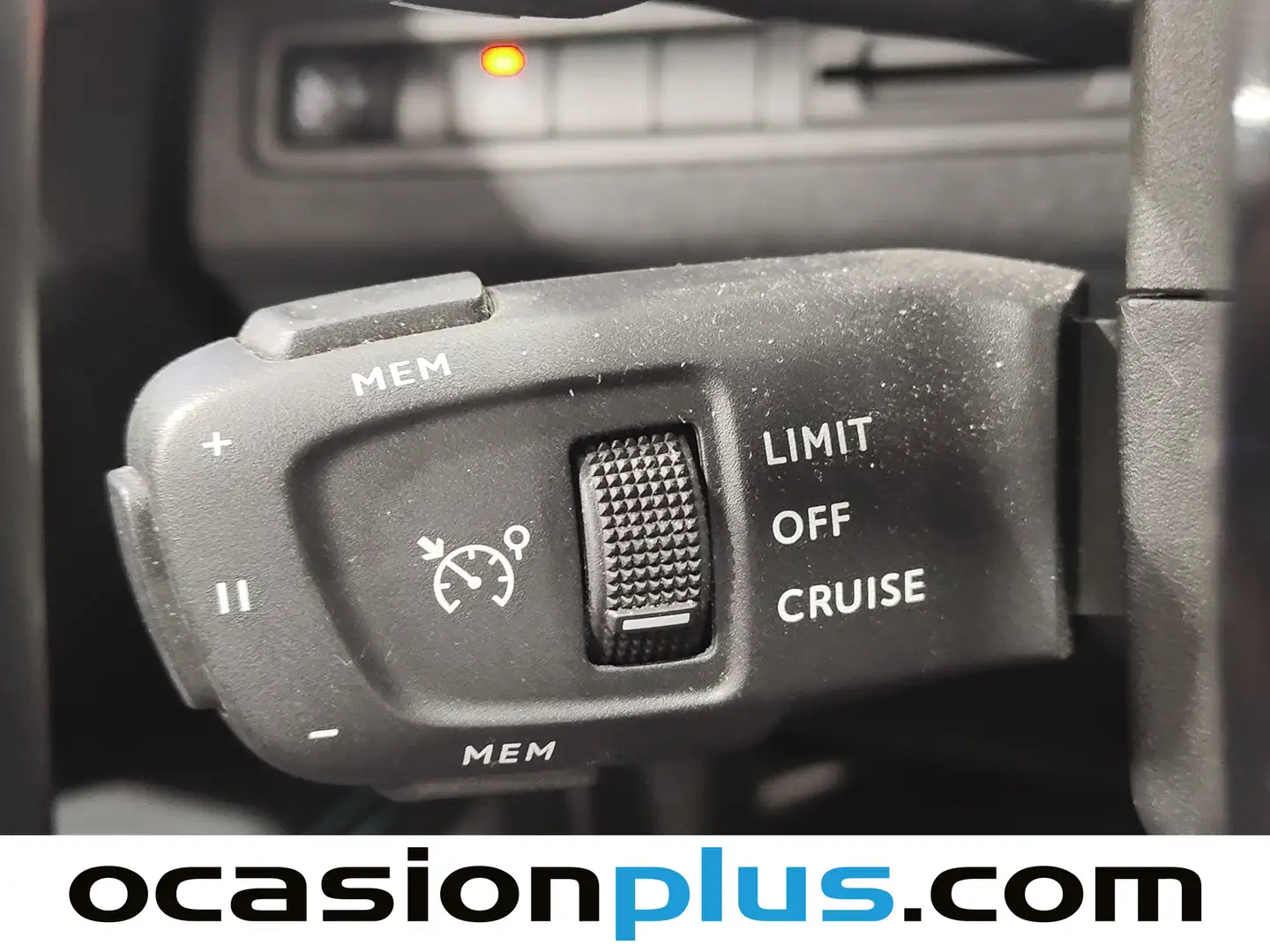 Foto Peugeot 5008 Peugeot 5008 PureTech 130 S&S Allure Pack EAT8 (130 CV) 7 Plazas