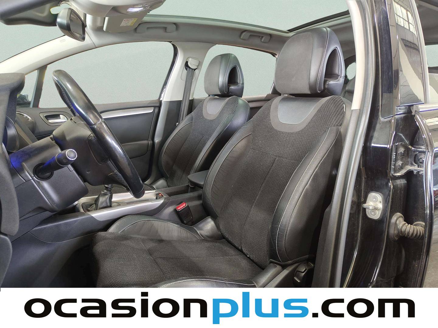 Foto asientos delanteros Citroën C4 Citroën C4 PureTech 130 Feel Edition (130 CV)