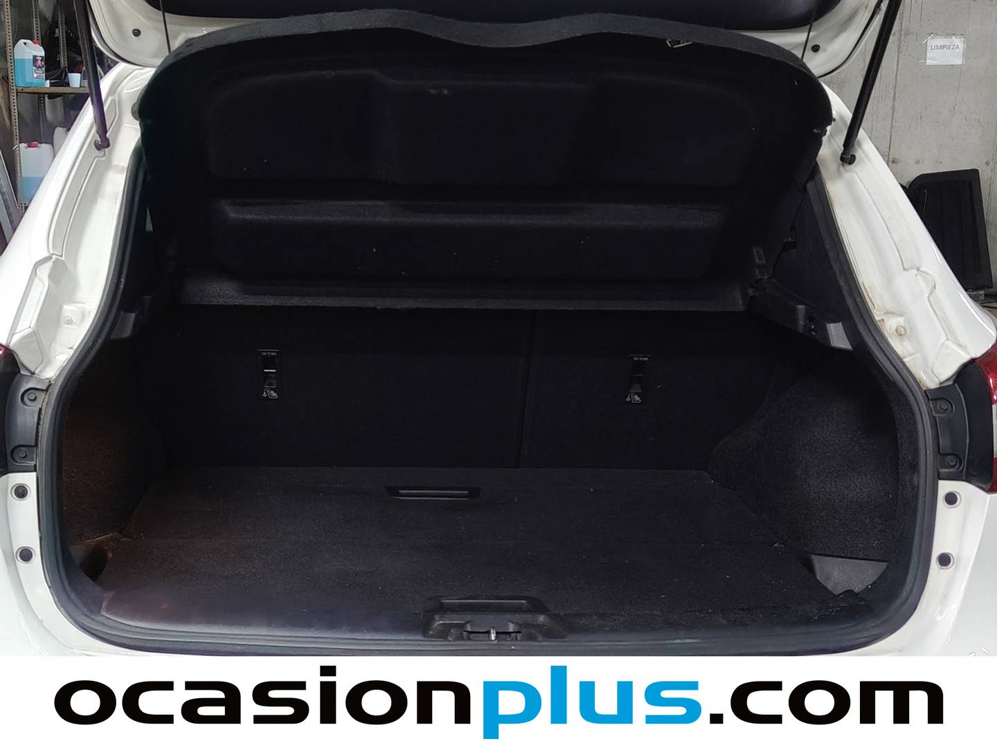 Fotos maletero Nissan QASHQAI Nissan Qashqai 1.2 DIG-T N-Connecta 4x2 (115 CV)