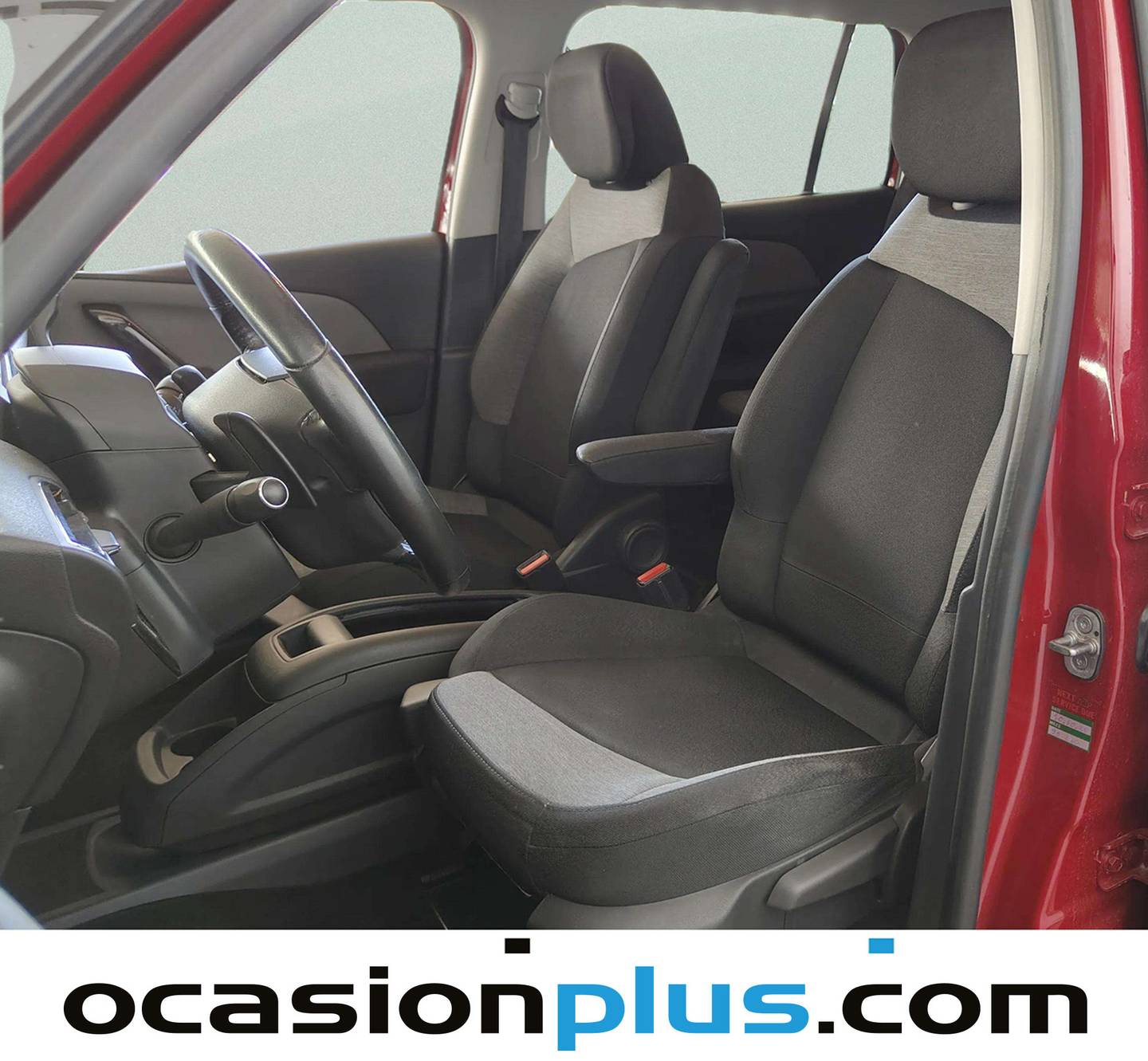 Foto asientos delanteros Citroën Grand C4 Picasso Citroën Grand C4 Picasso PureTech 130 S&S 6v Feel EAT6 (130 CV)