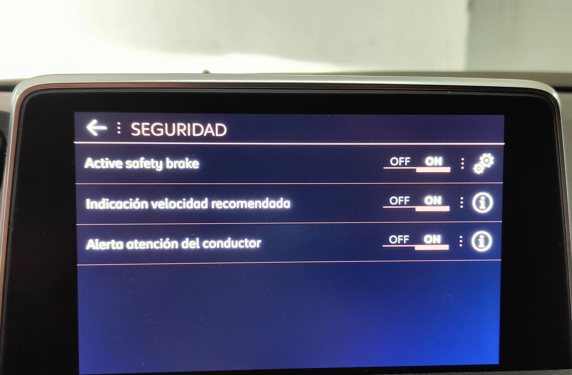 Peugeot 5008 2.0L BlueHDi GT-Line 7 plazas - foto 13