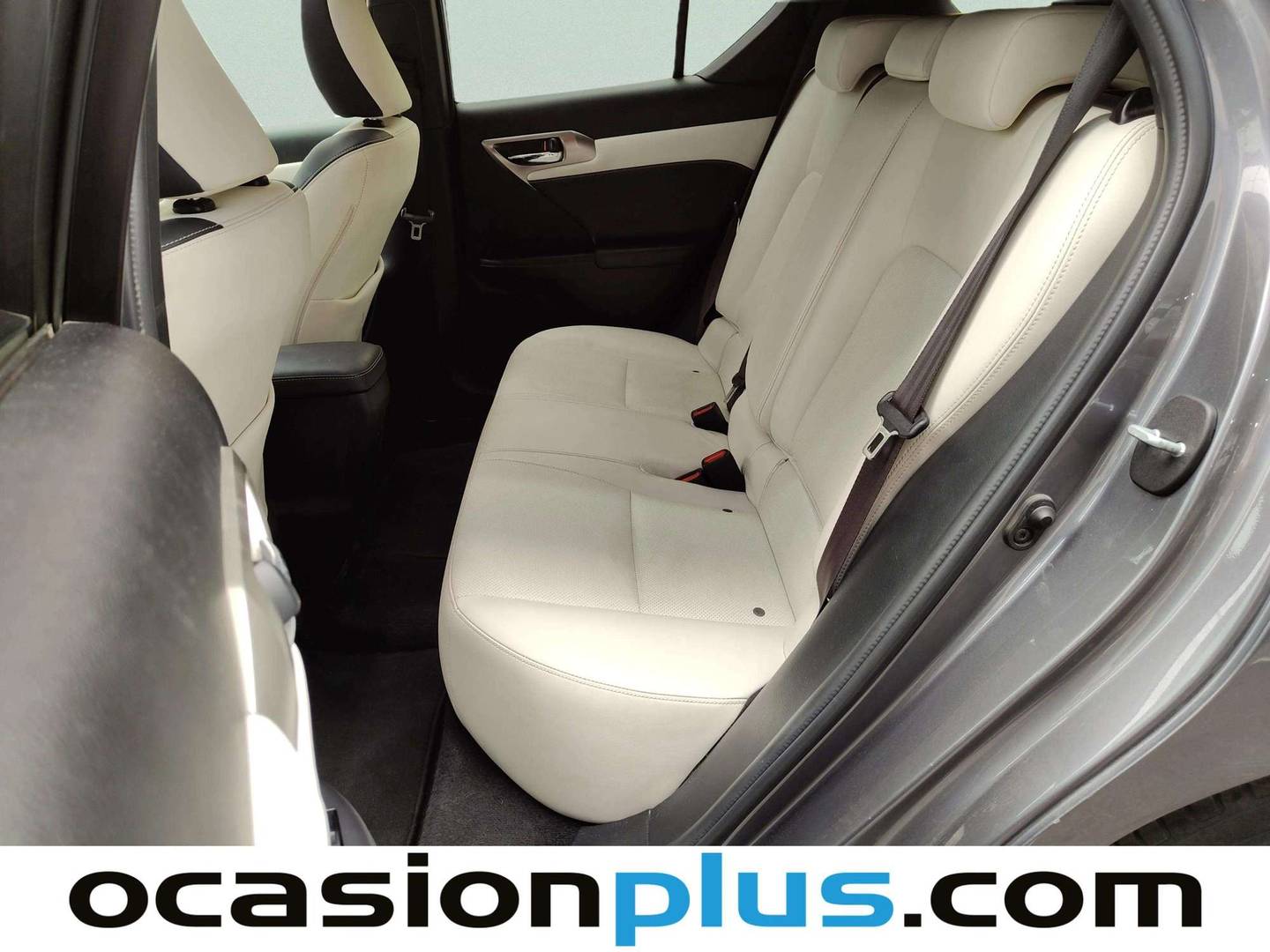 Lexus CT Lexus CT CT 200h F-Sport + Cuero (136 CV) km 0