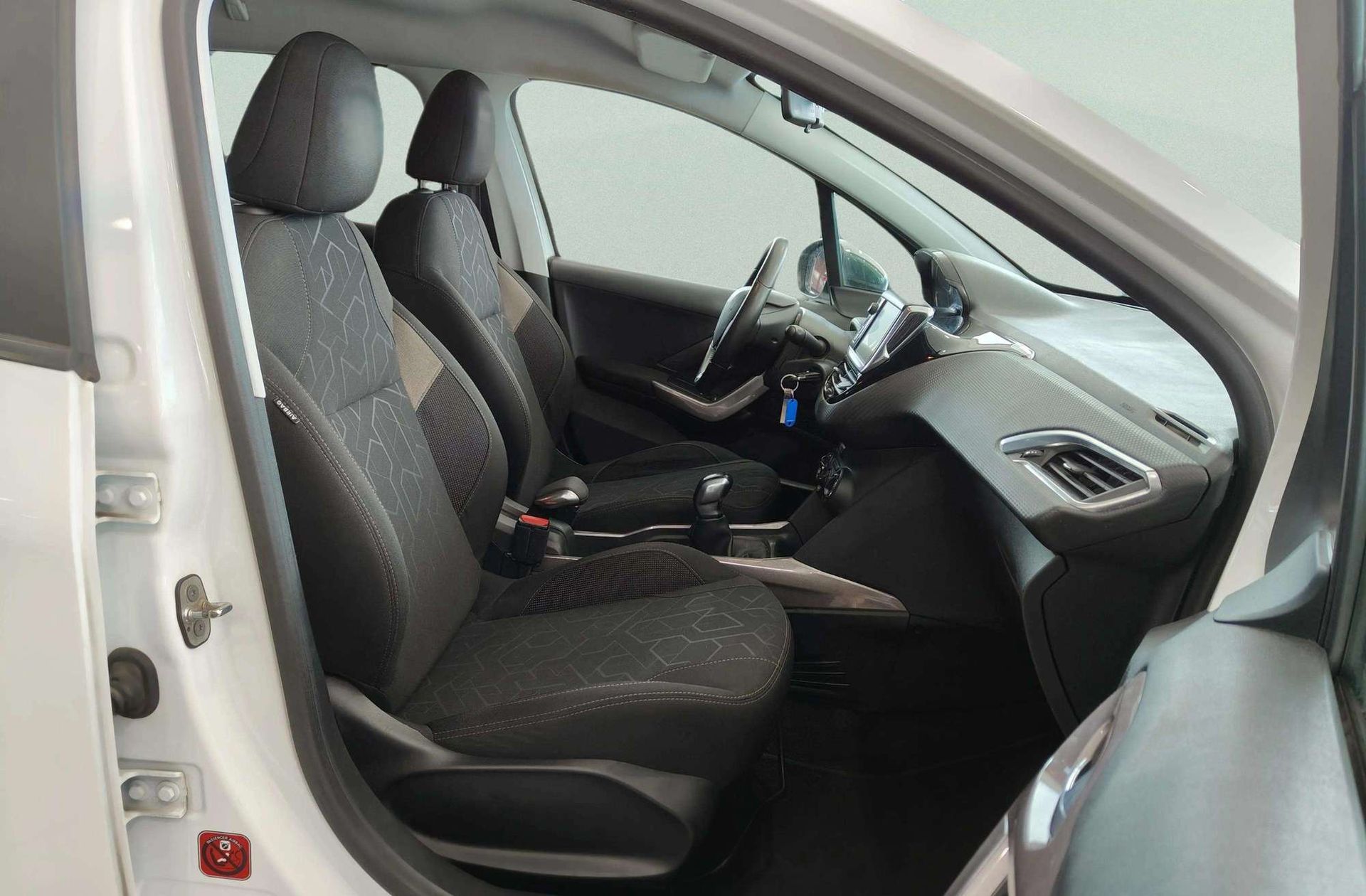 Peugeot 2008 PureTech 110 Style - foto 18