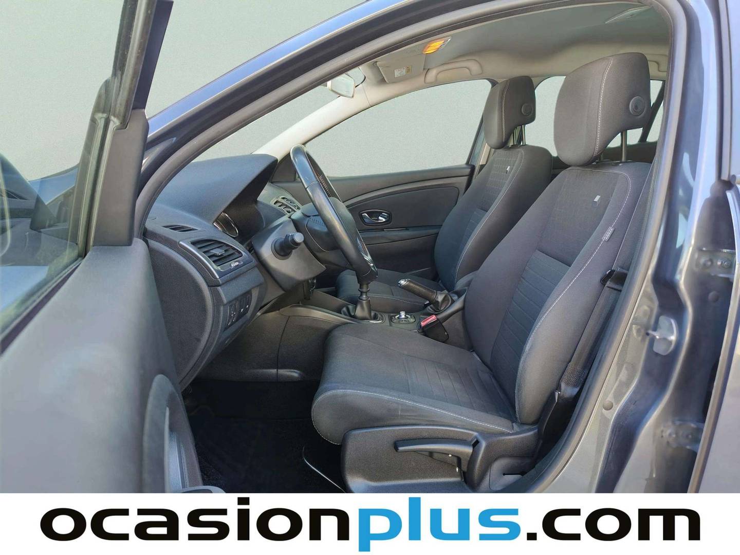 Foto asientos delanteros Renault Mégane Renault Megane Limited Energy S&S TCe (115 CV)