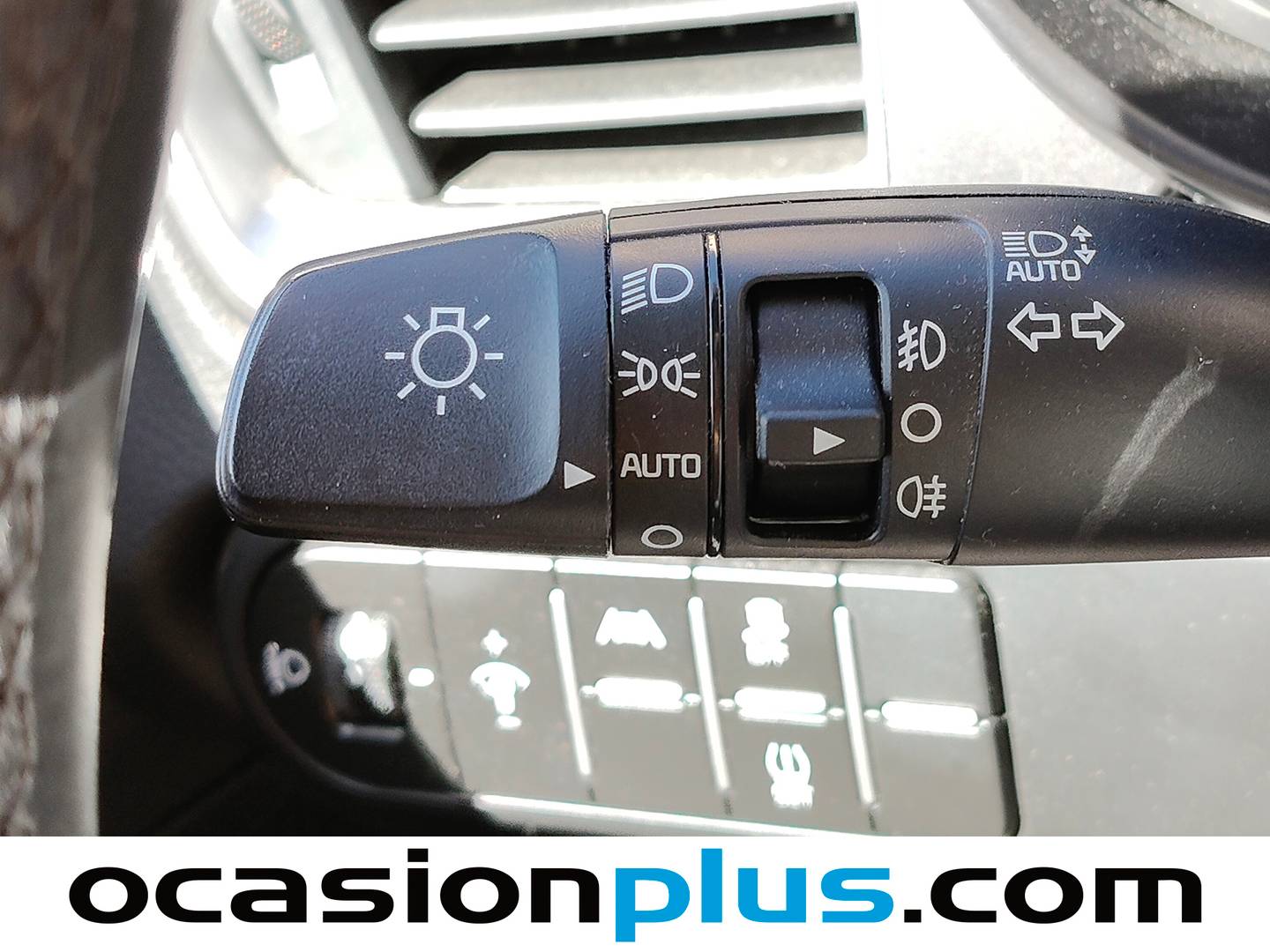 Acabados KIA XCeed KIA XCeed Kia XCeed 1.0 T-GDi Drive 88 kW (120 CV)