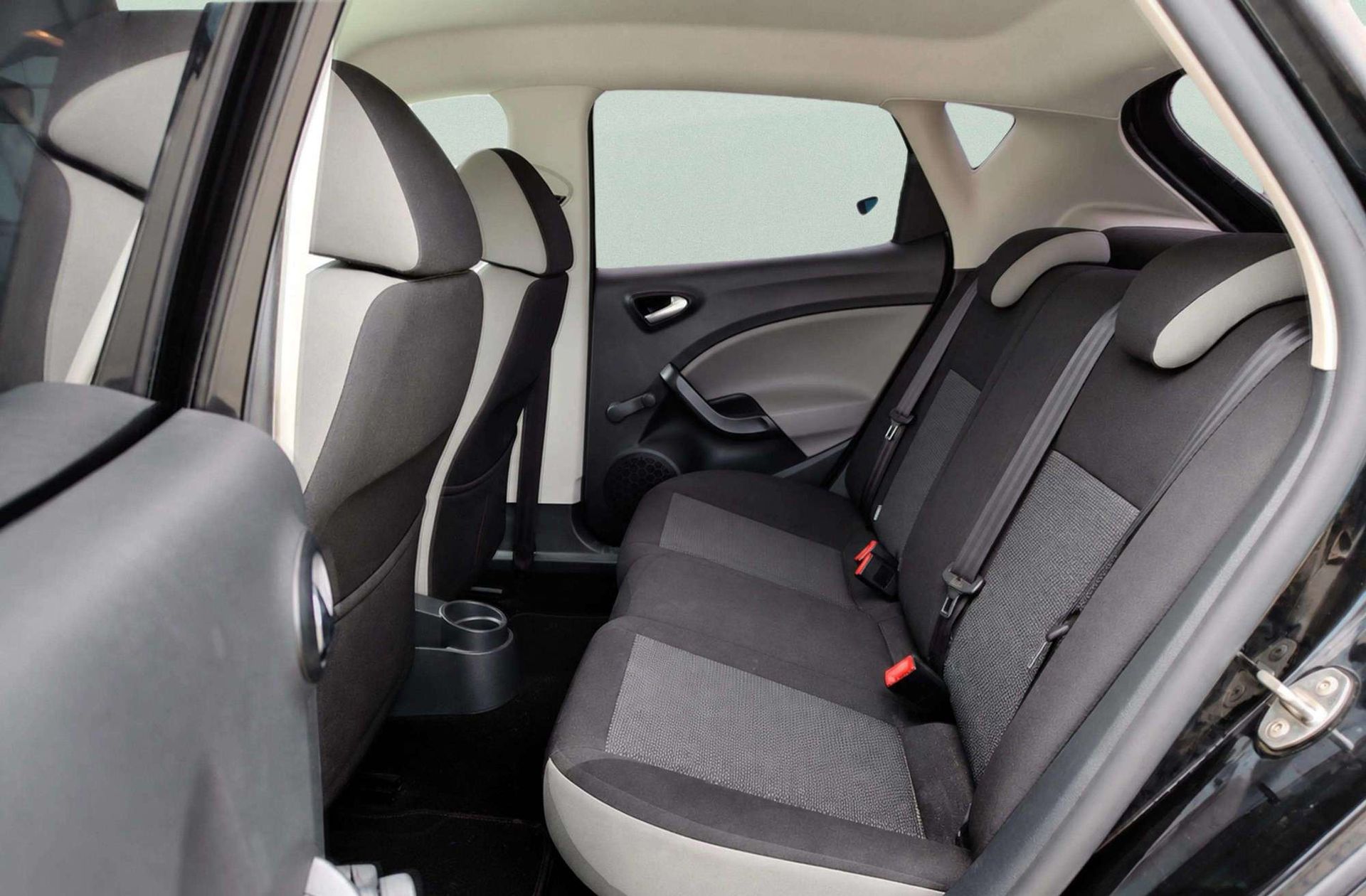 SEAT Ibiza 1.4 TDI Style - foto 9
