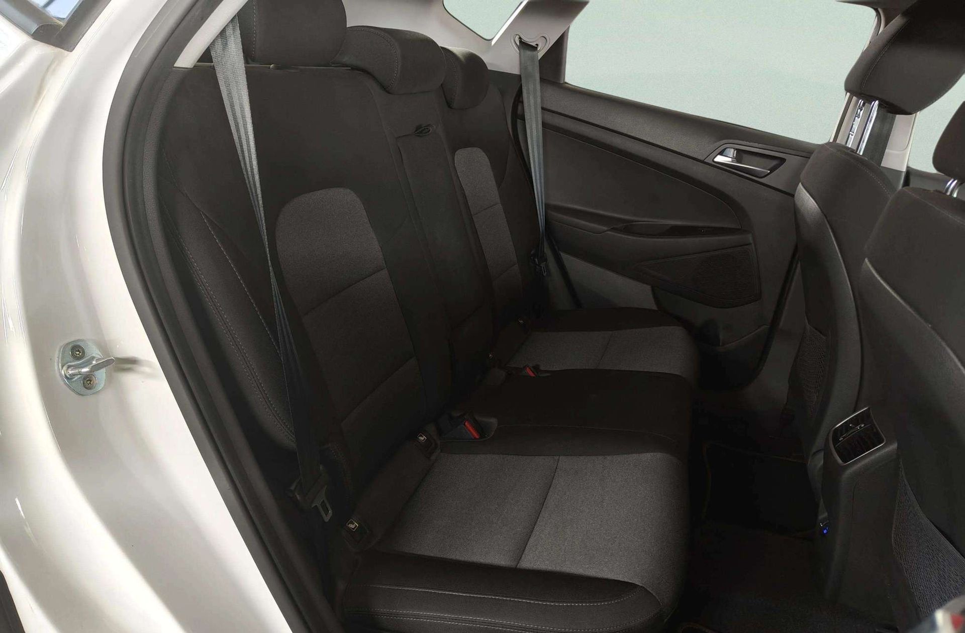 Hyundai Tucson 1.6 GDI SLE 4x2 - foto 17