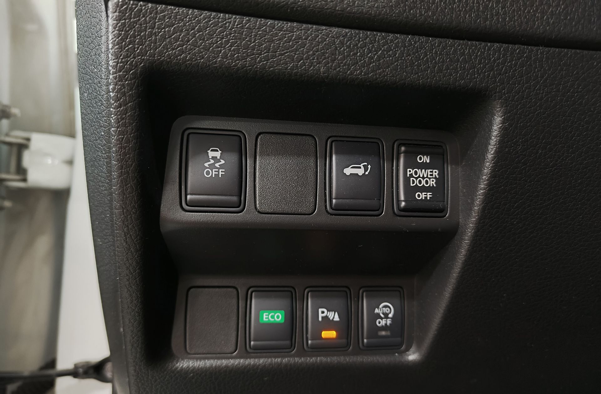 Nissan X-Trail dCi 130 Tekna 4x2 XTronic 7 plazas - foto 26