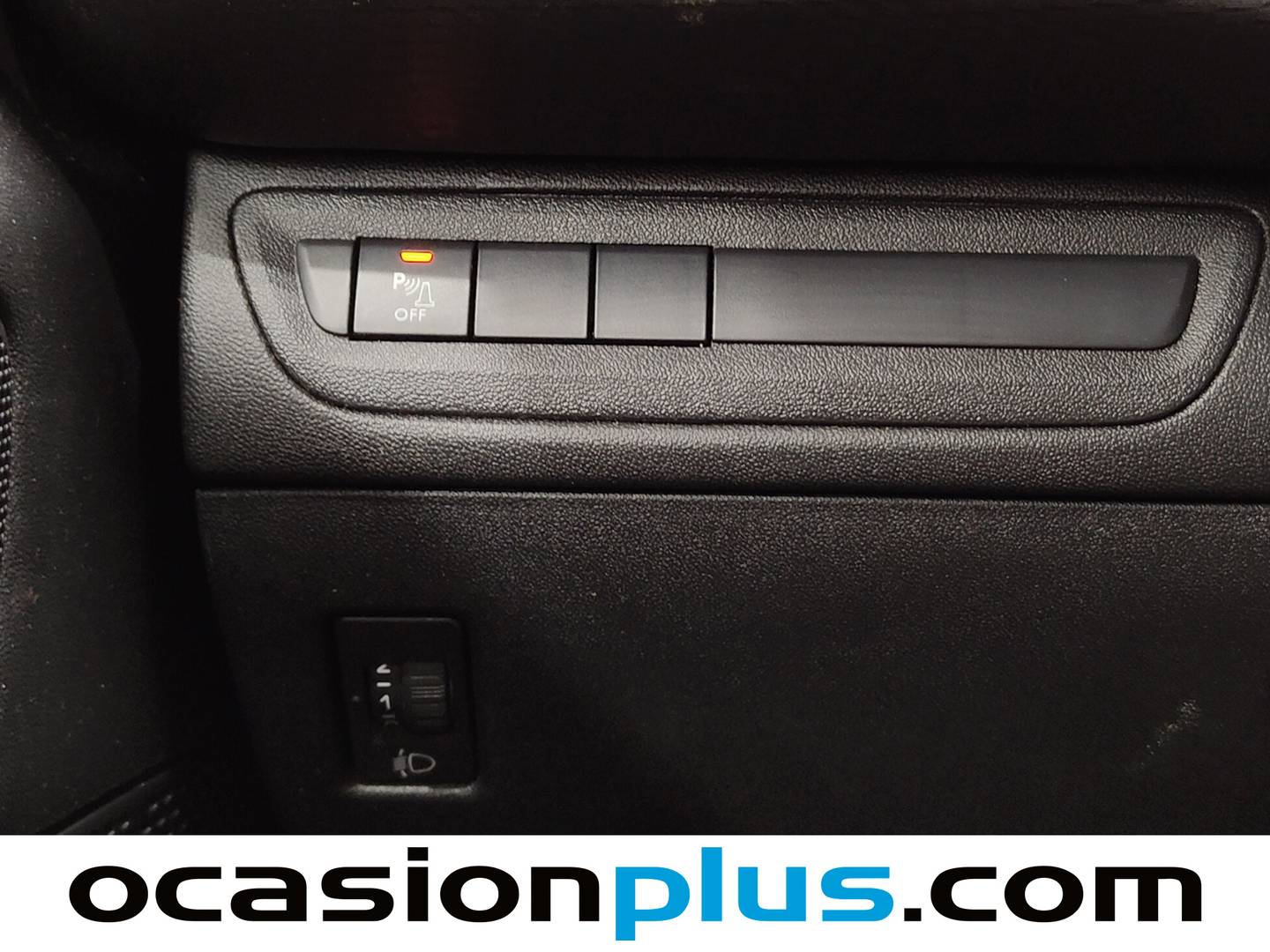 Accesorios del Peugeot 2008 Peugeot 2008 BlueHDi 100 Allure (100 CV)
