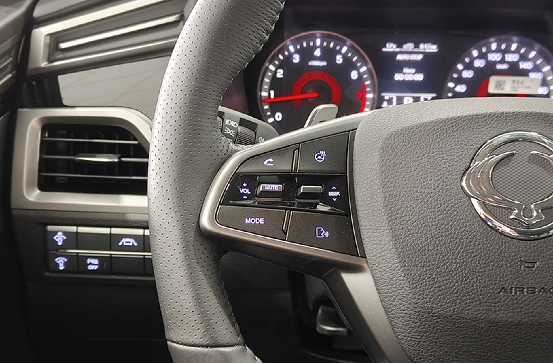 SsangYong Korando G15T Urban Plus - foto 29