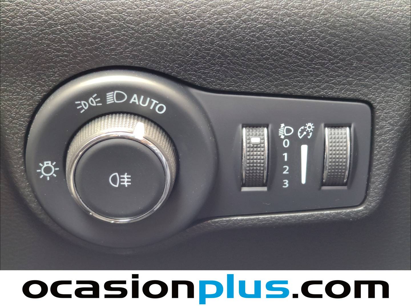 Jeep Compass Jeep Compass 1.5 MHEV Night Eagle DCT (130 CV) seminuevo